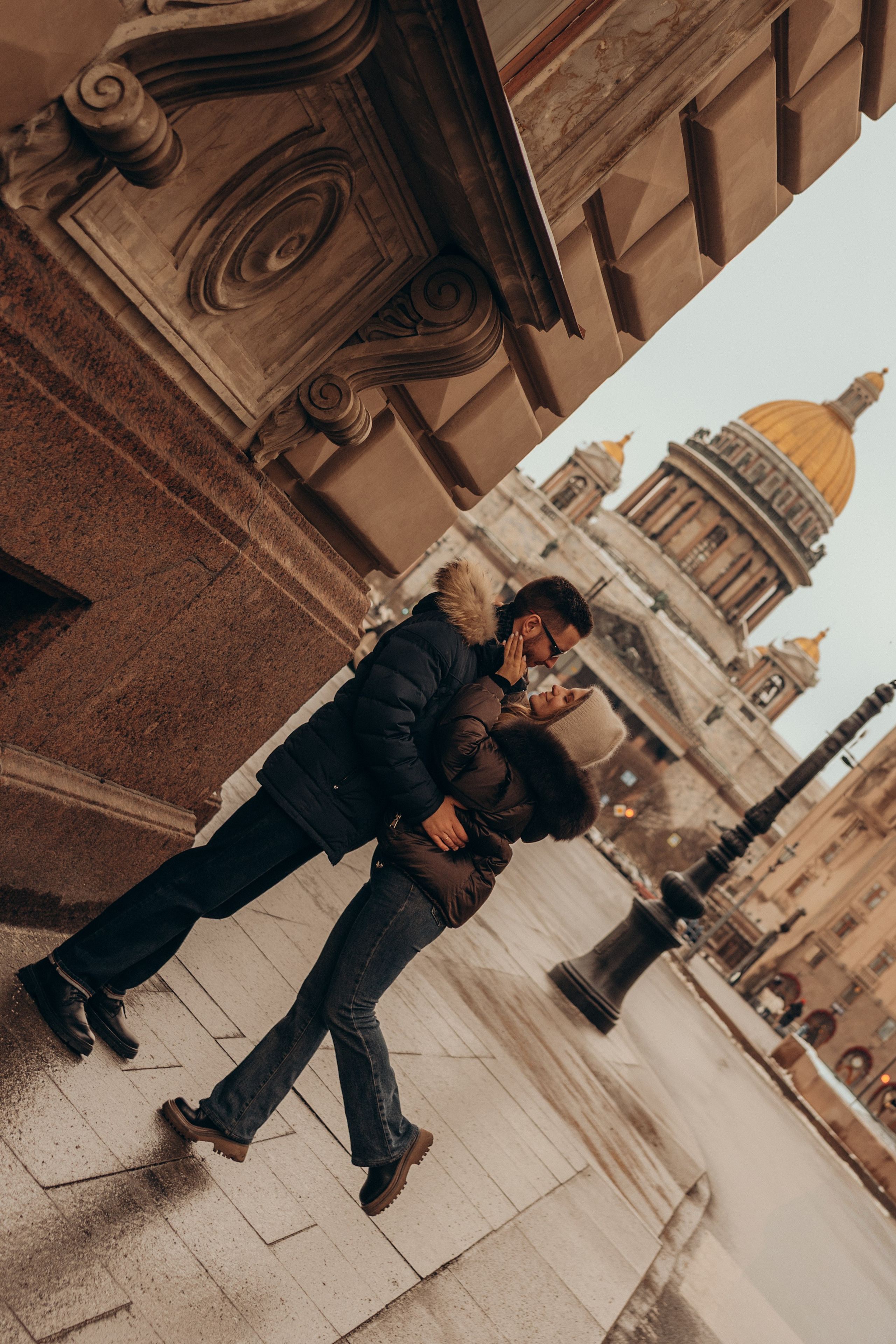 Иван и Кристина. Hmliber — фотограф и контент-креатор из Петербурга