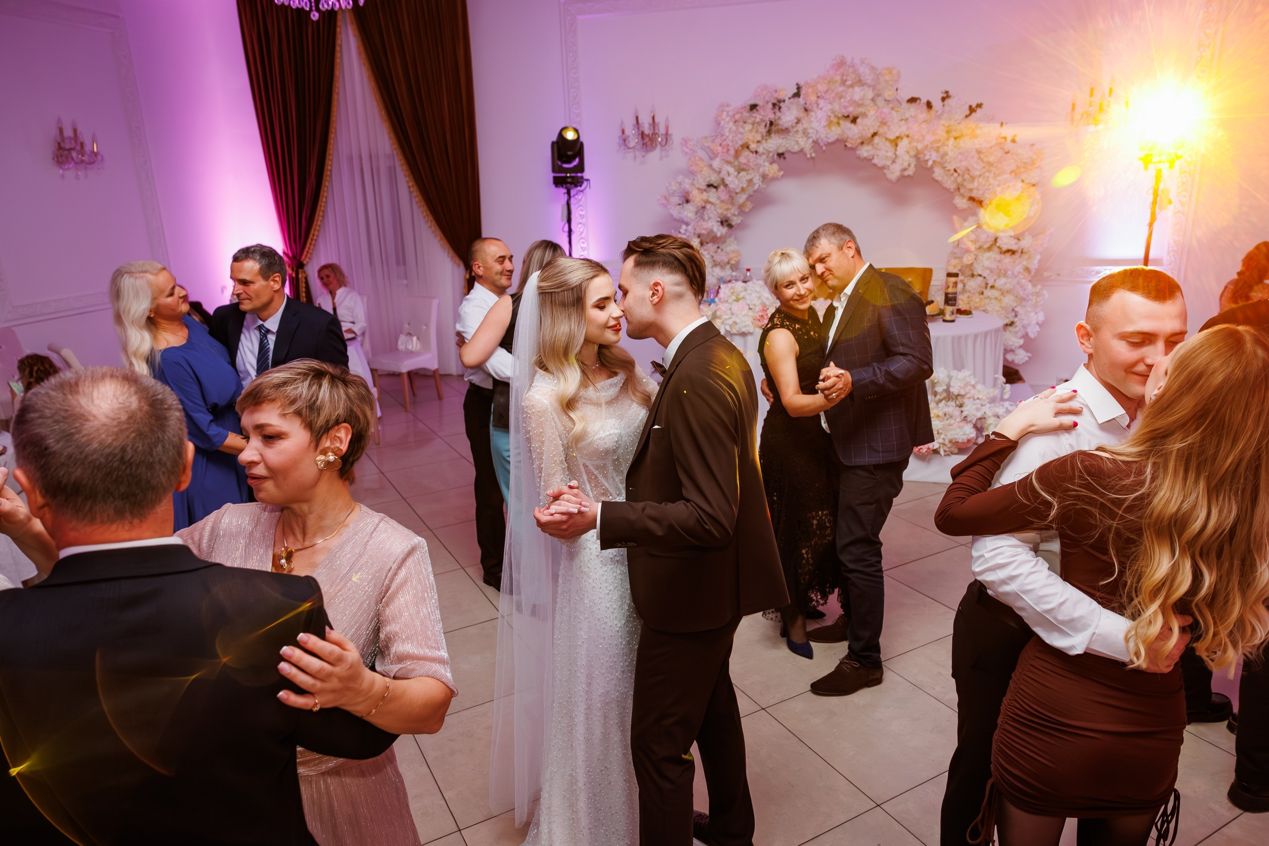 Репортажный фотограф Минск ❘ Костецкий Илья ❘ Беларусь