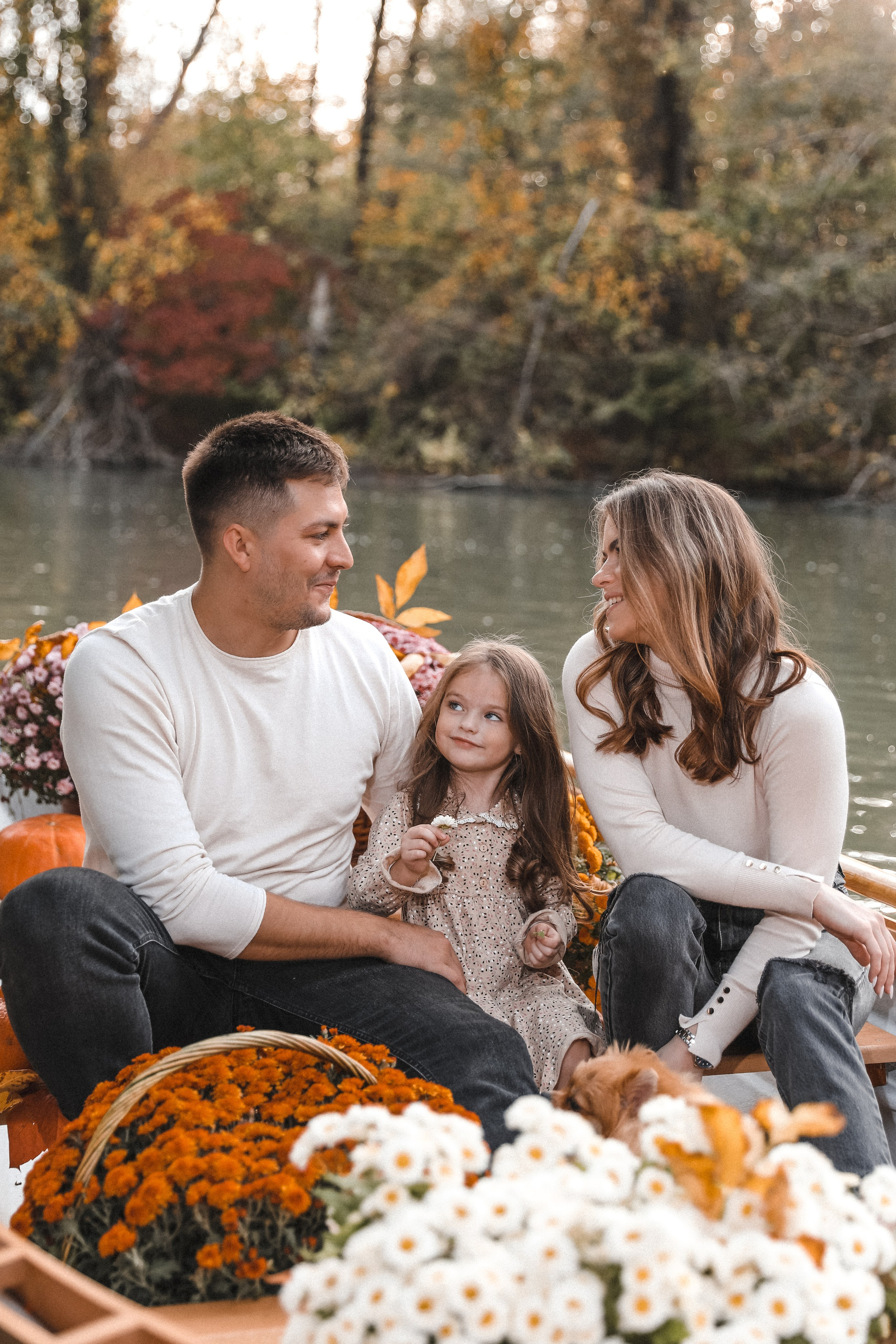 ПРОЕКТ «ЦВЕТОЧНАЯ ЛОДКА». Photographer Viktoriya Markushina «My world throug»