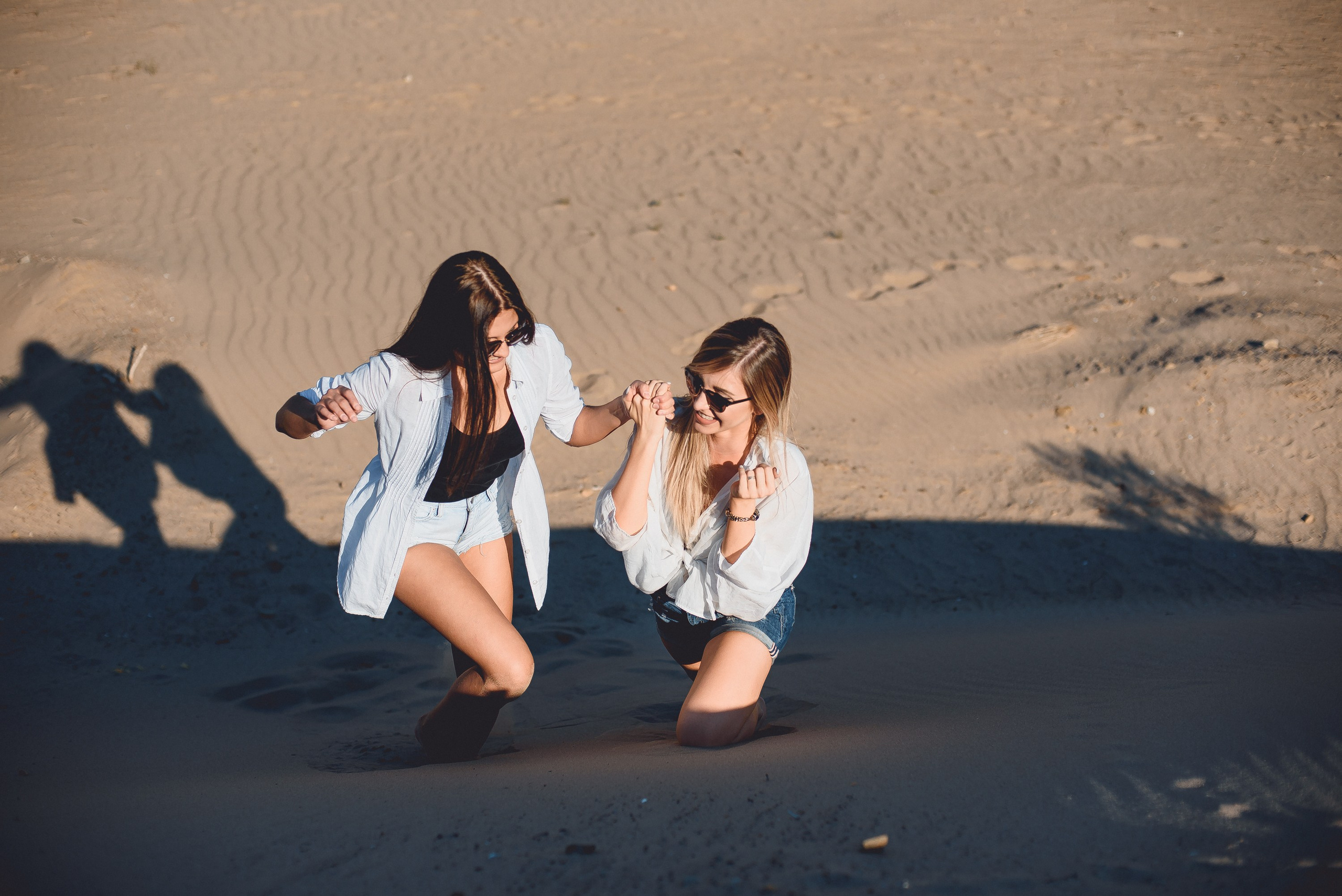 Саша и Вика. Главная