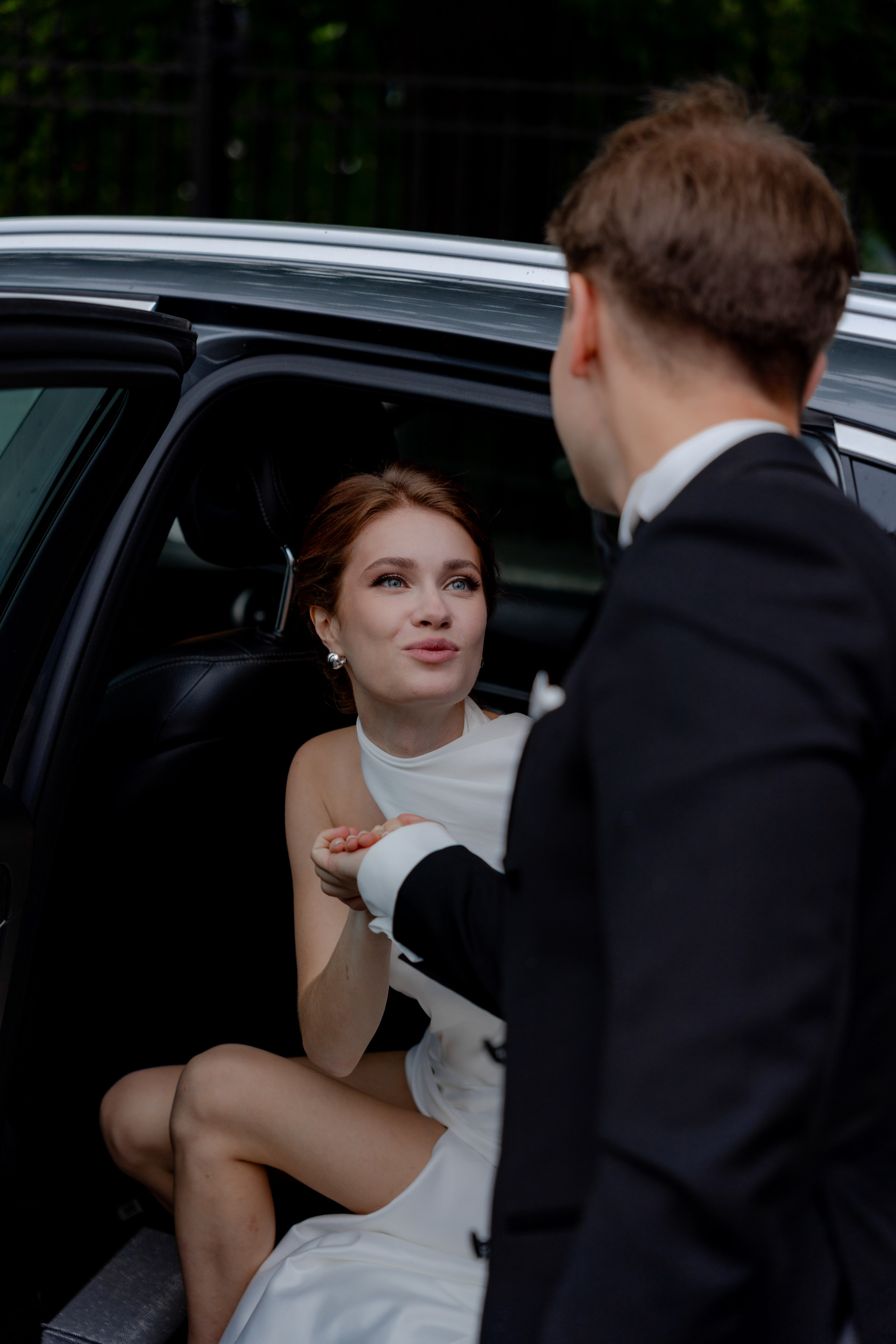 Свадебная съемка на закате. Свадебный фотограф Александр Невский в Санкт-Петербурге