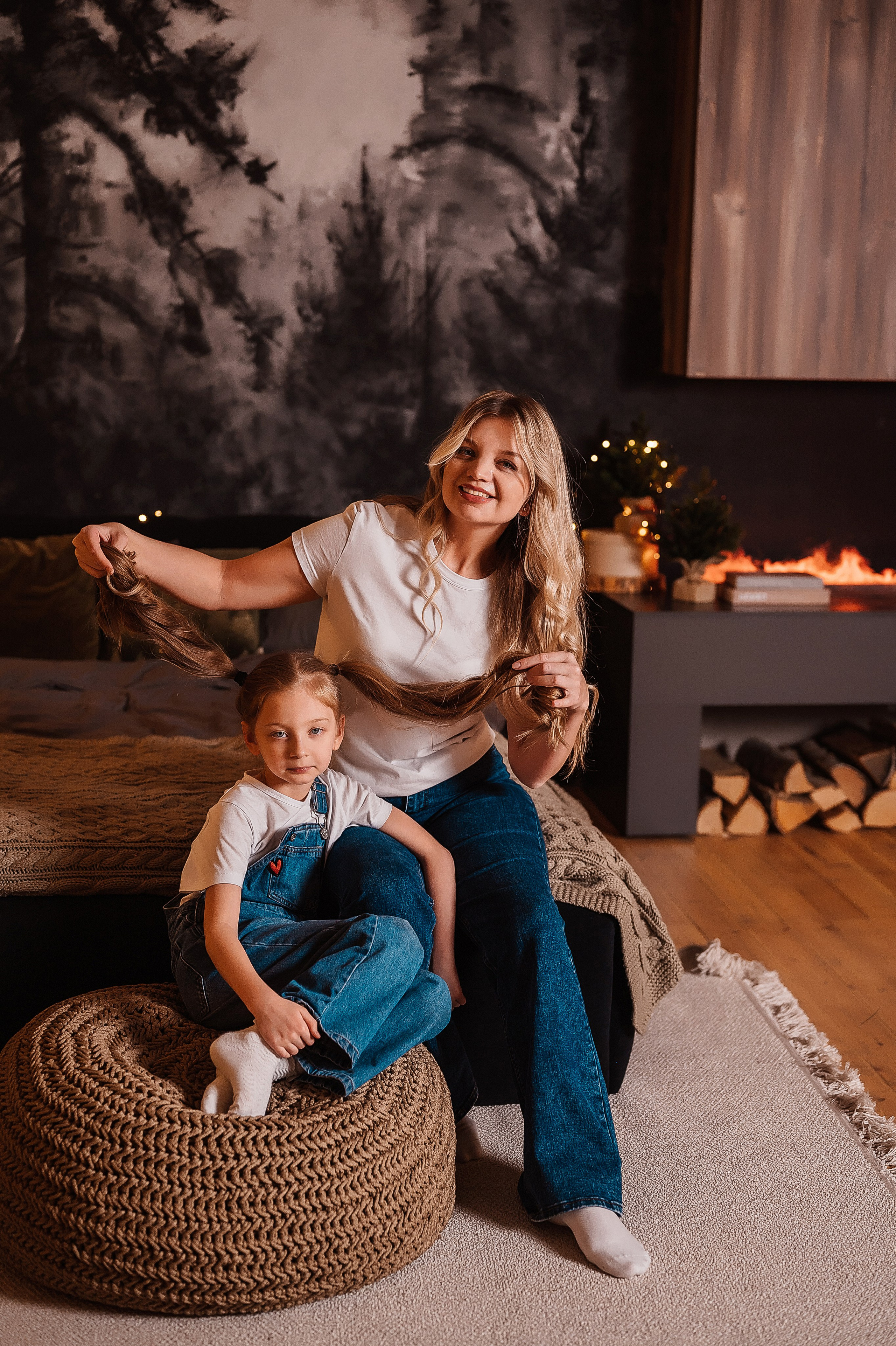 Две подружки. MOON. Детский и семейный фотограф в Красноярске. Фотосессии новорожденных малышей до 1 месяца