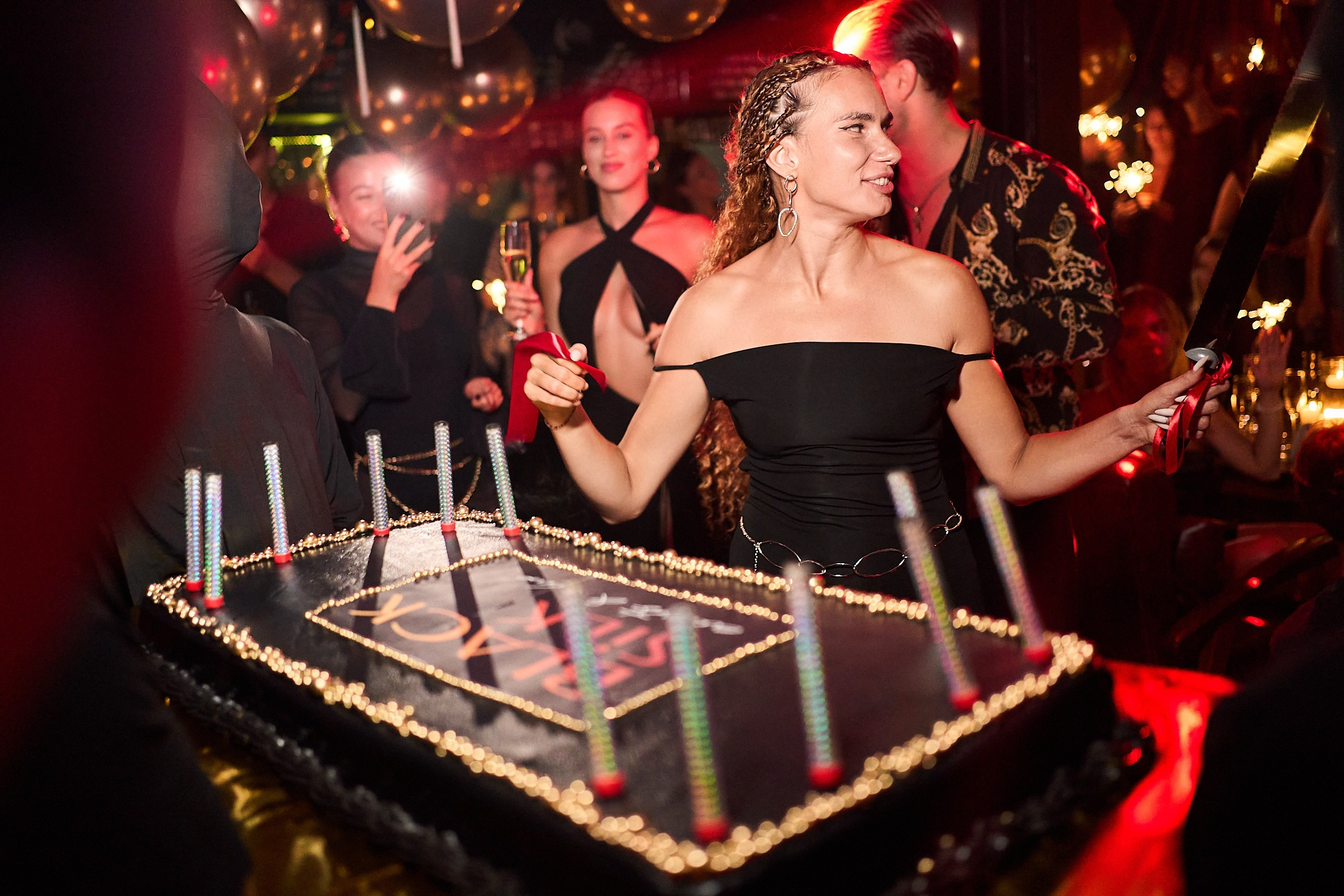 Black silk. Главная