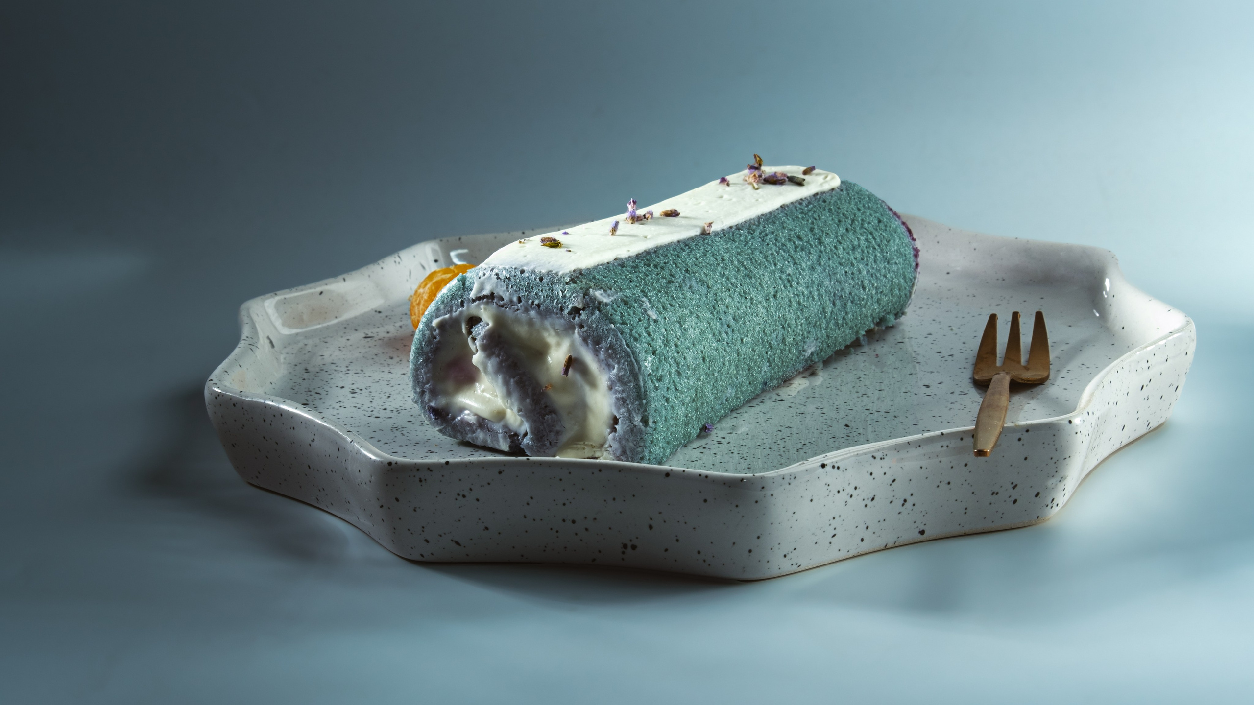 Фуд съёмка на светлом фоне. Я  фотограф. Работаю в городе Москва,