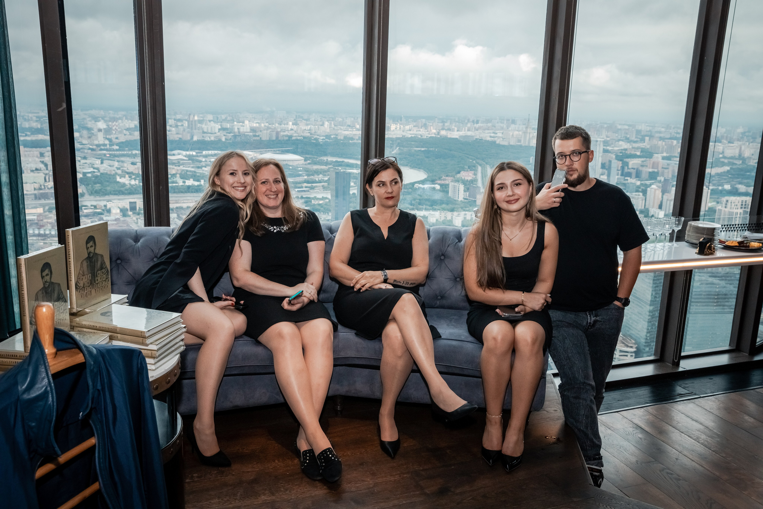 Открытие премиального клуба ABOSS | Ресторан Birds. Фотограф брендов и бизнеса в Москве Алексей Сентюрин