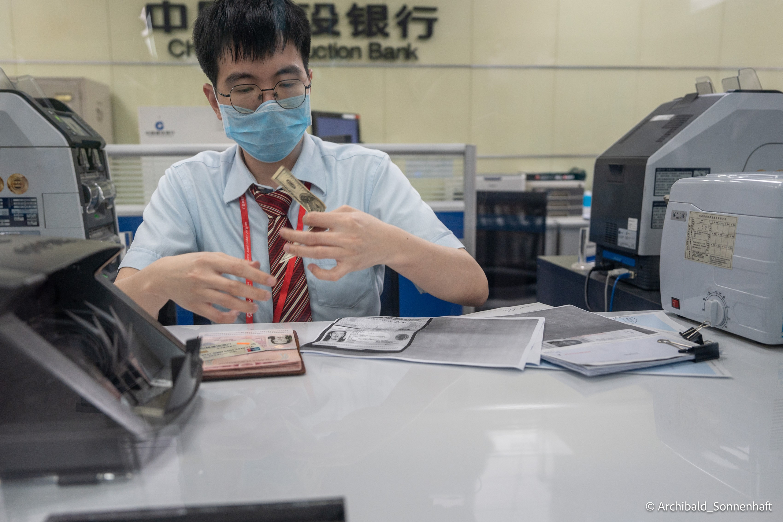 Short trip to Canton fair. Photographer in Guangzhou, China. Archibald Sonnenhaft