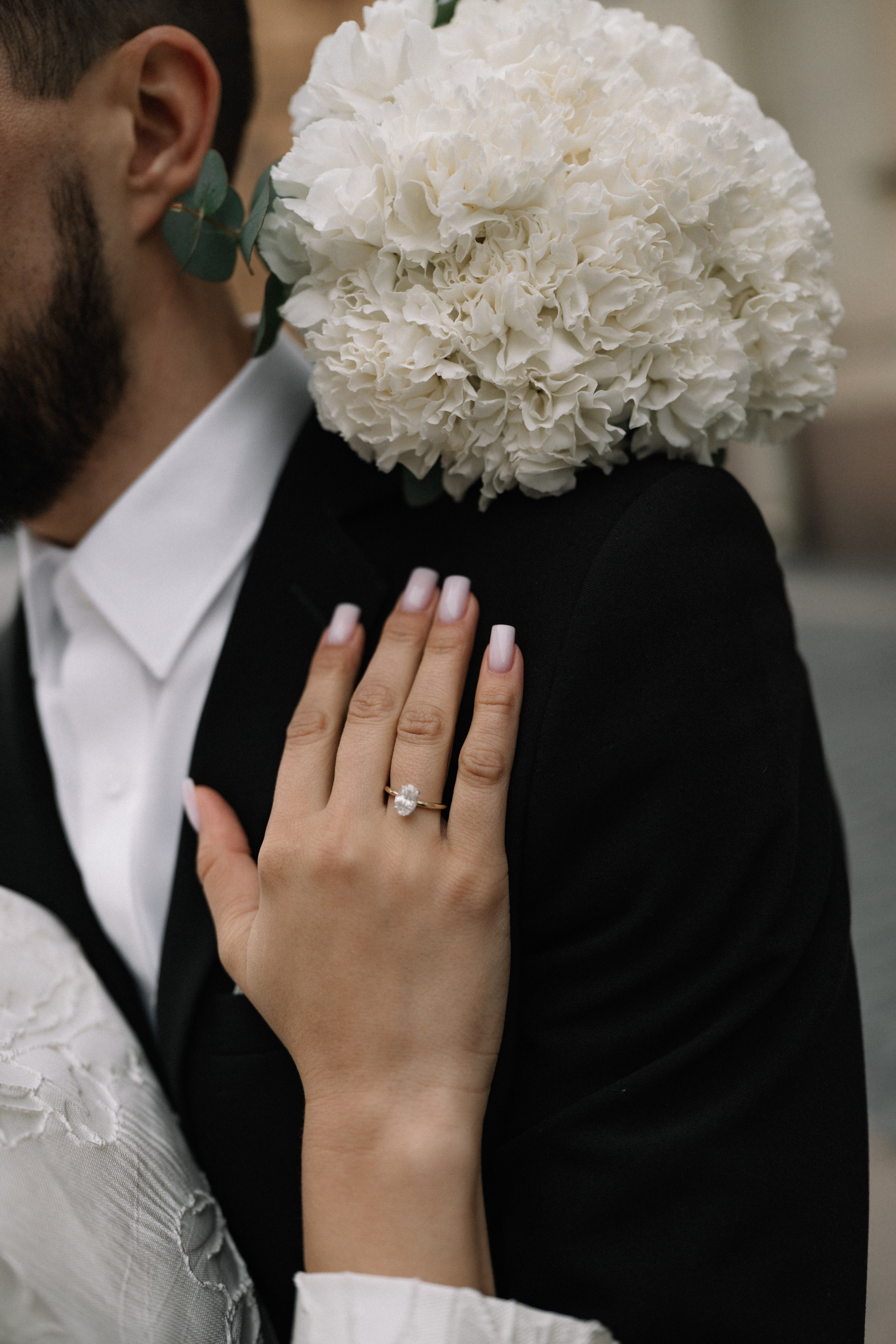 Свадебная фотосессия в Апреле в Петербурге. Свадебный фотограф Александр Невский в Санкт-Петербурге