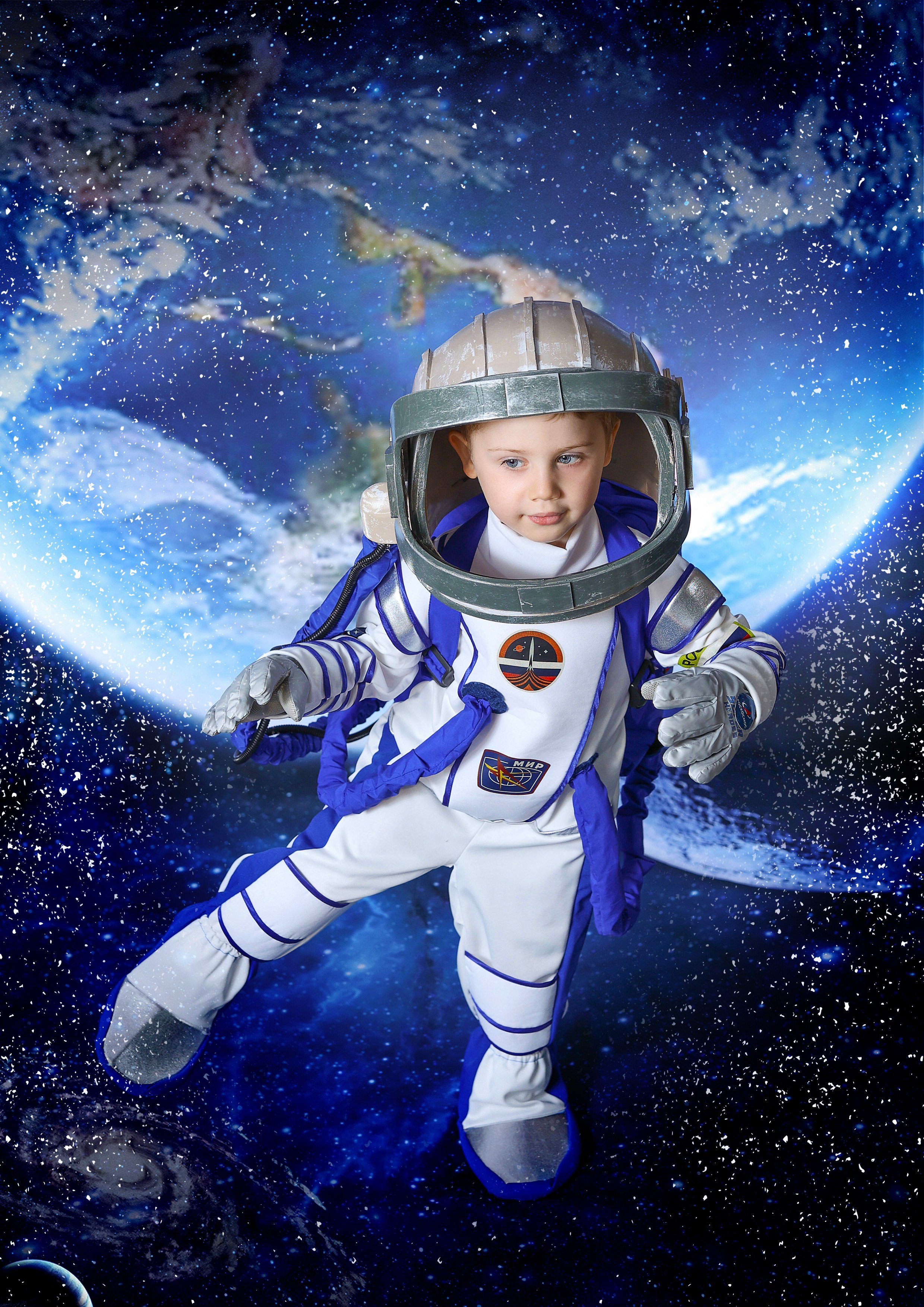 Фотосессия «Новый год в космосе» 2024 год. Фотограф в детский сад Елена Колчева Новокузнецк