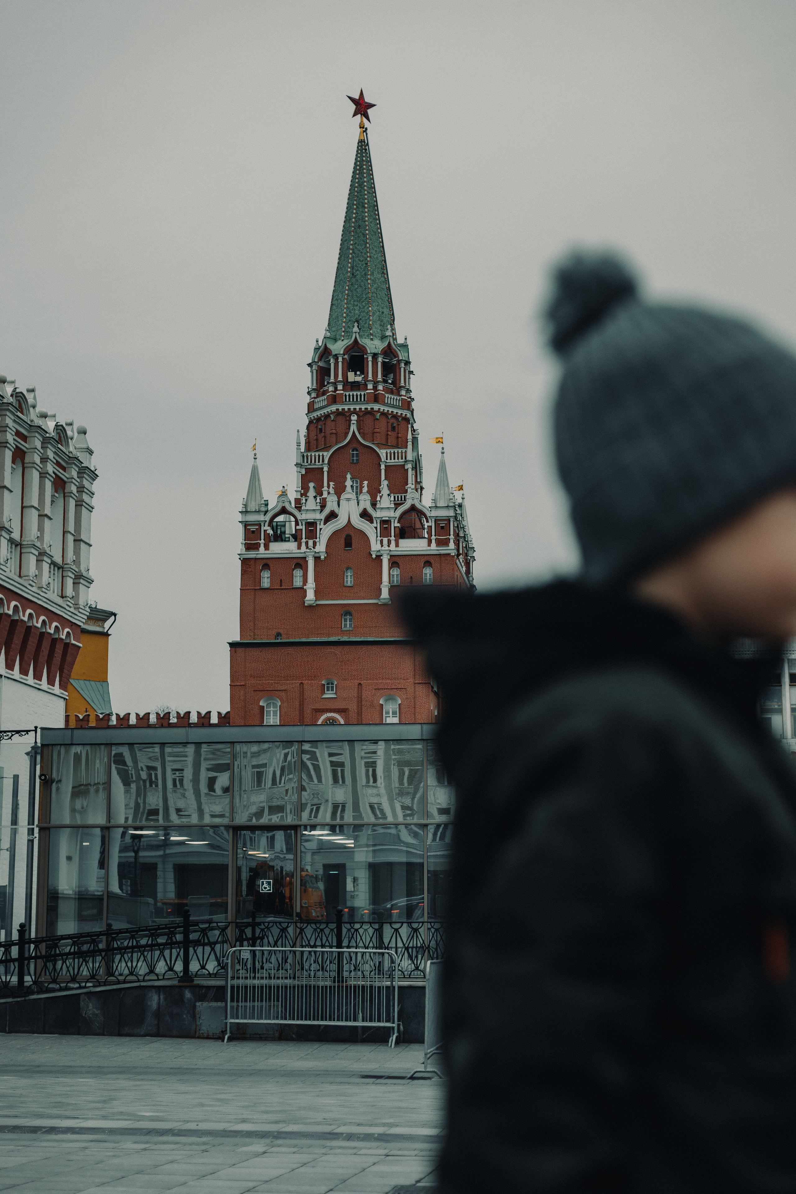 Стрит фотография Москва, Россия. Mood цвета, обработка, уроки, пресеты