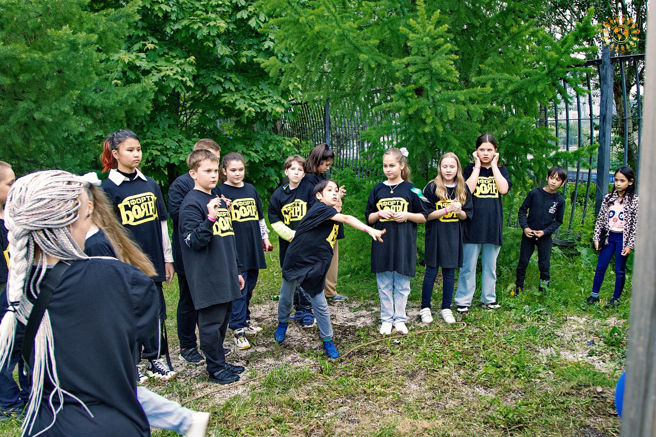 Выпускной 2023 (Школа 1195, 4-й класс). Репортажная съемка в Москве и области. Анималистика