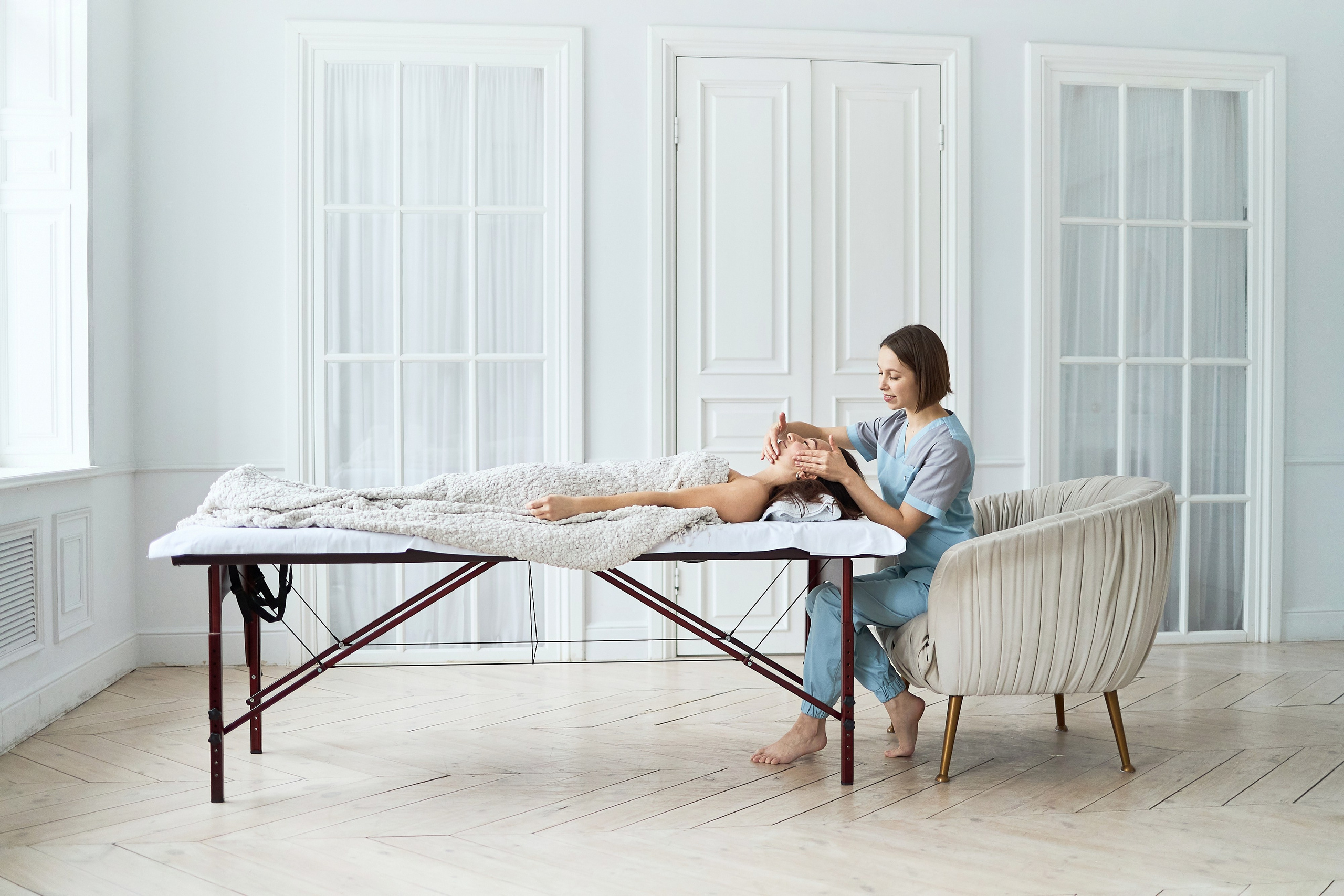 Александра, массаж. Фотограф из Екатеринбурга Тёма Дубовцев