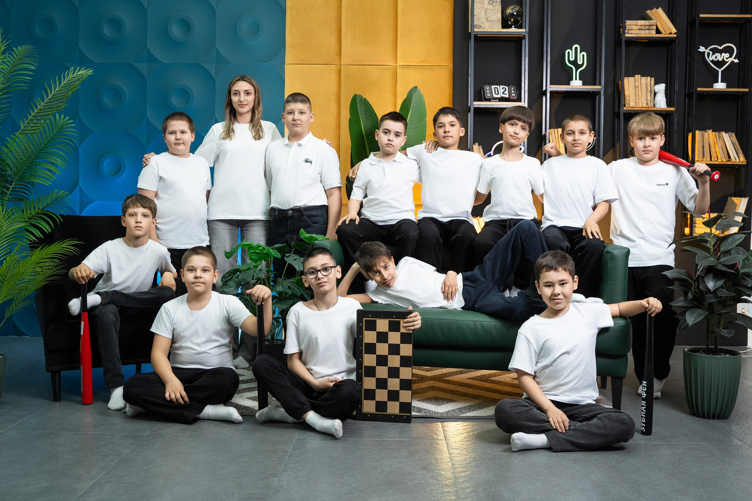 Стиль Классный. Выпускные альбомы Нижнекамск Набережные Челны Фотостудия Небо