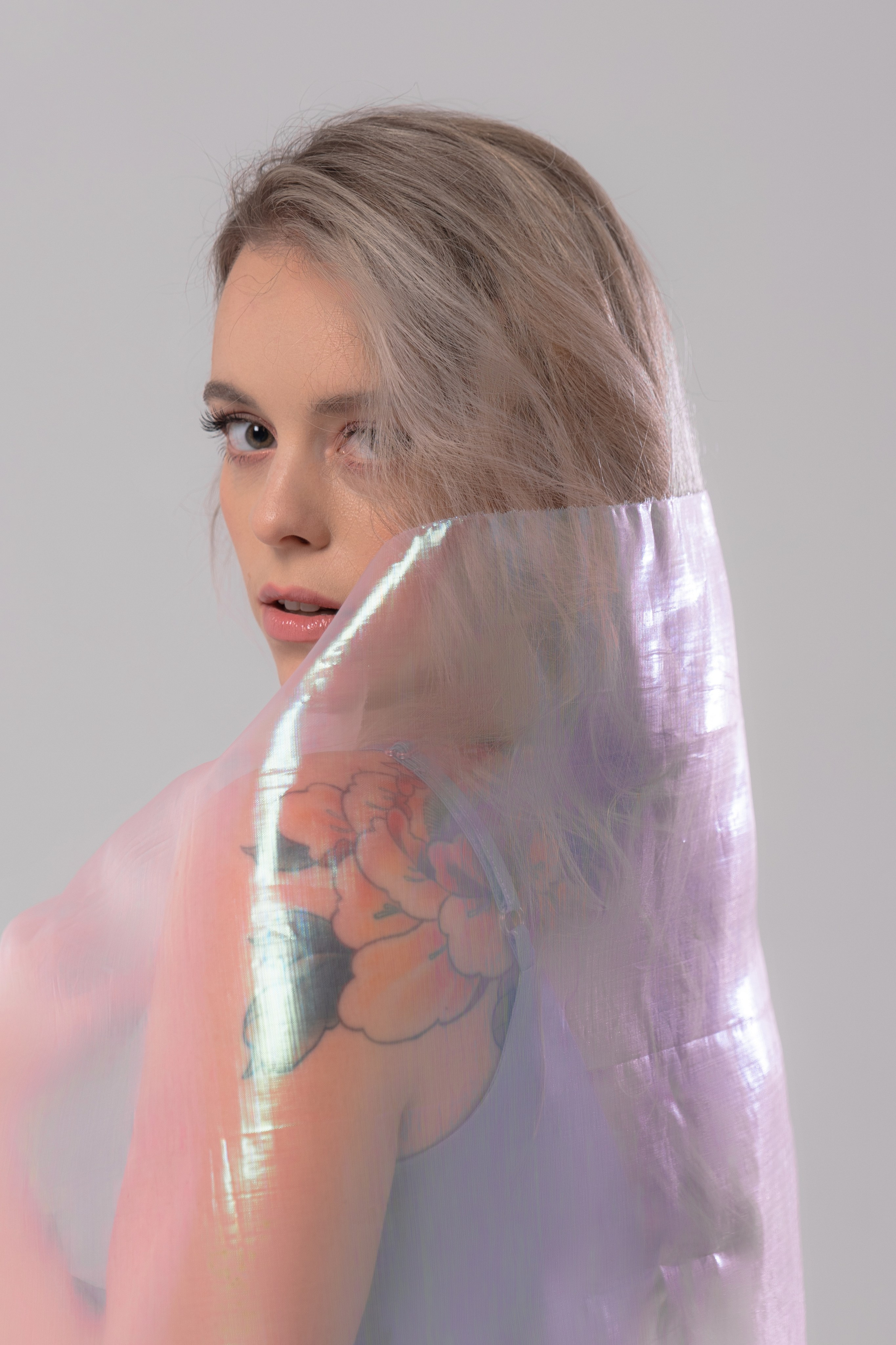 Женская фотосессия на циклораме. Портретный и репортажный фотограф в Сочи Рамодина Юлия