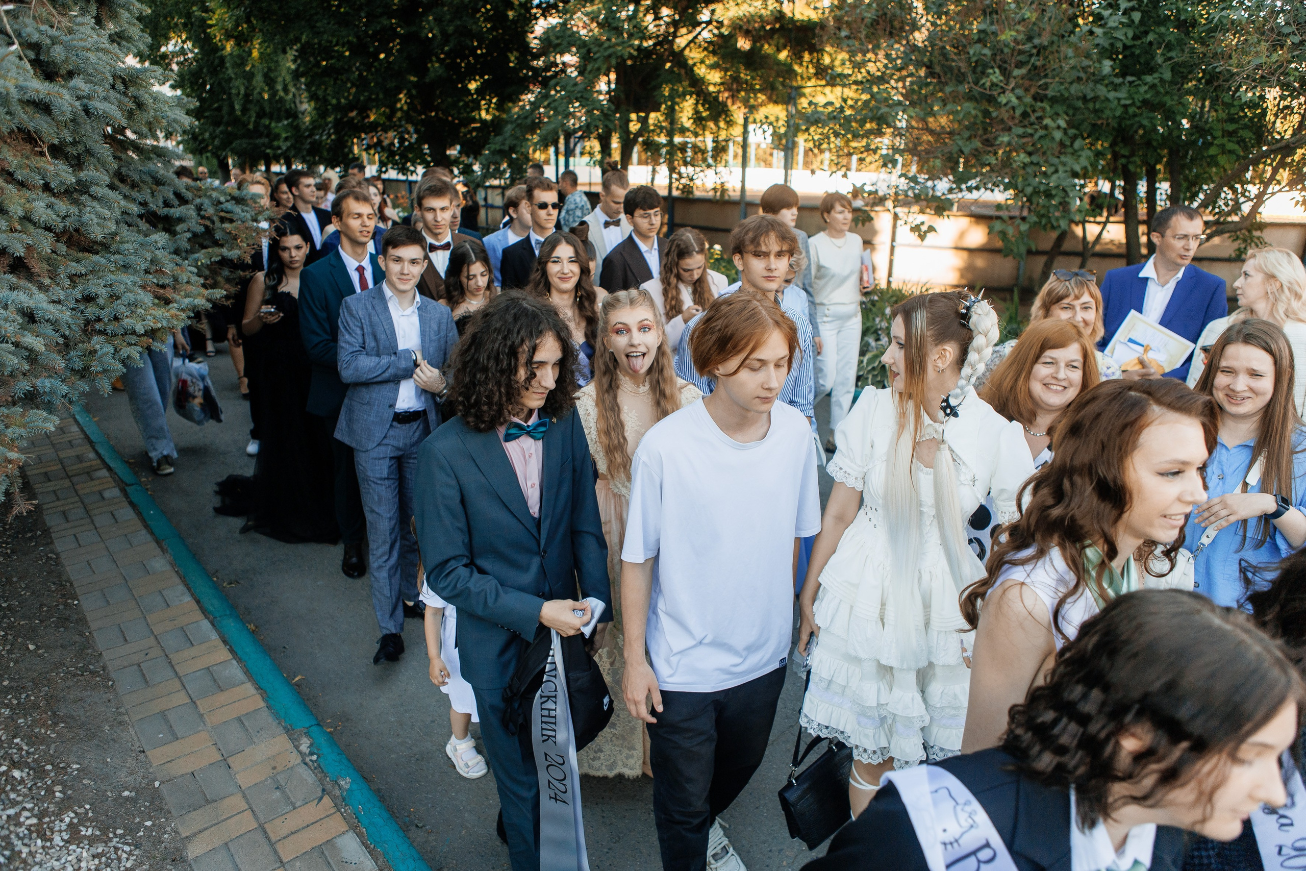 Выпускной Гимназия 12 2024 г. Свадебный и портретный Фотограф в Липецке Дмитрий Котюков