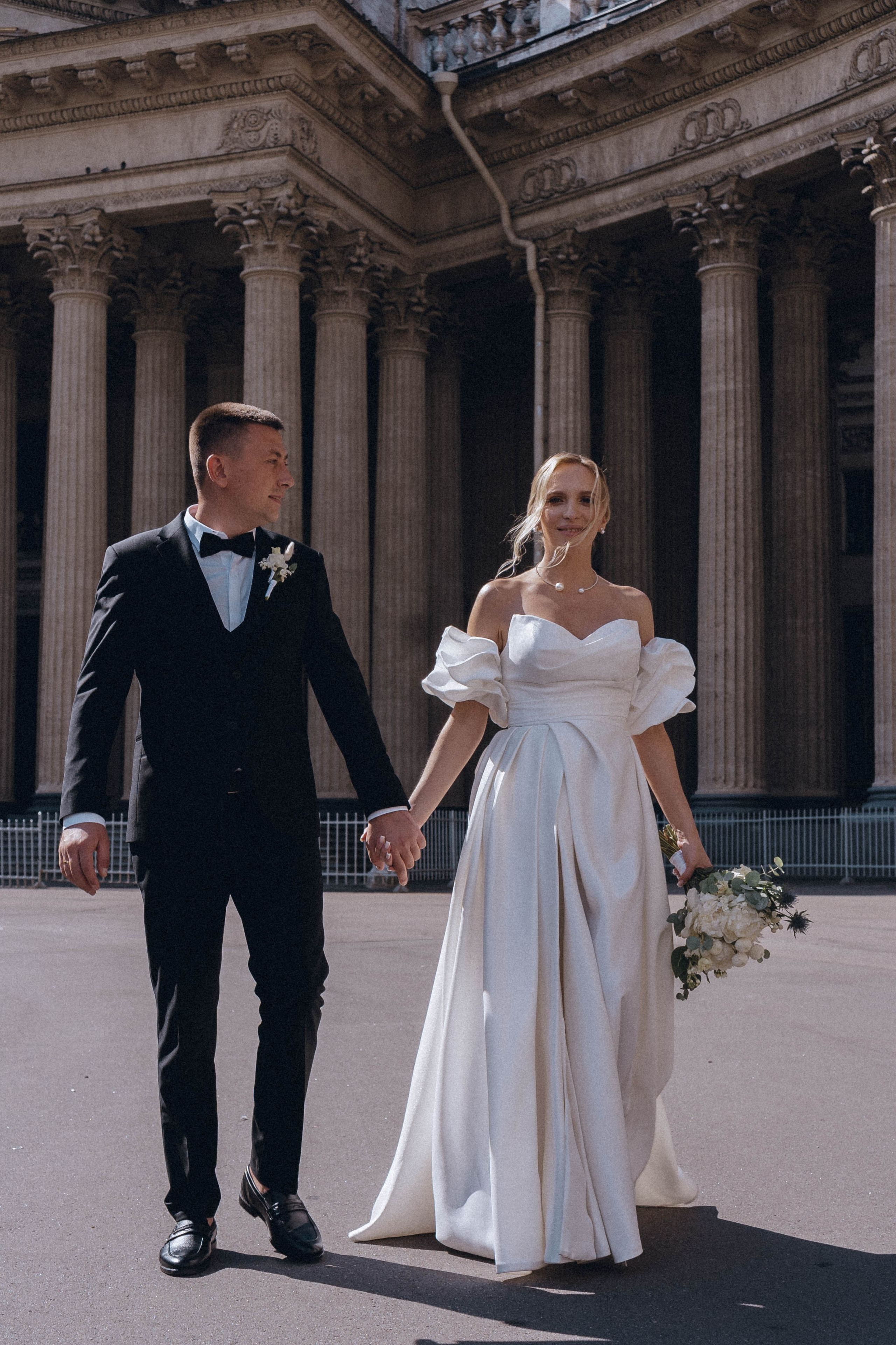 СВАДЕНБНАЯ СЬЕМКА НА КАТЕРЕ ПО КАНАЛАМ САНКТ-ПЕТЕРБУРГА И В АКВАТОРИИ НЕВЫ. Профессиональный фотограф, Санкт-Петербург — Виктория Богомолова