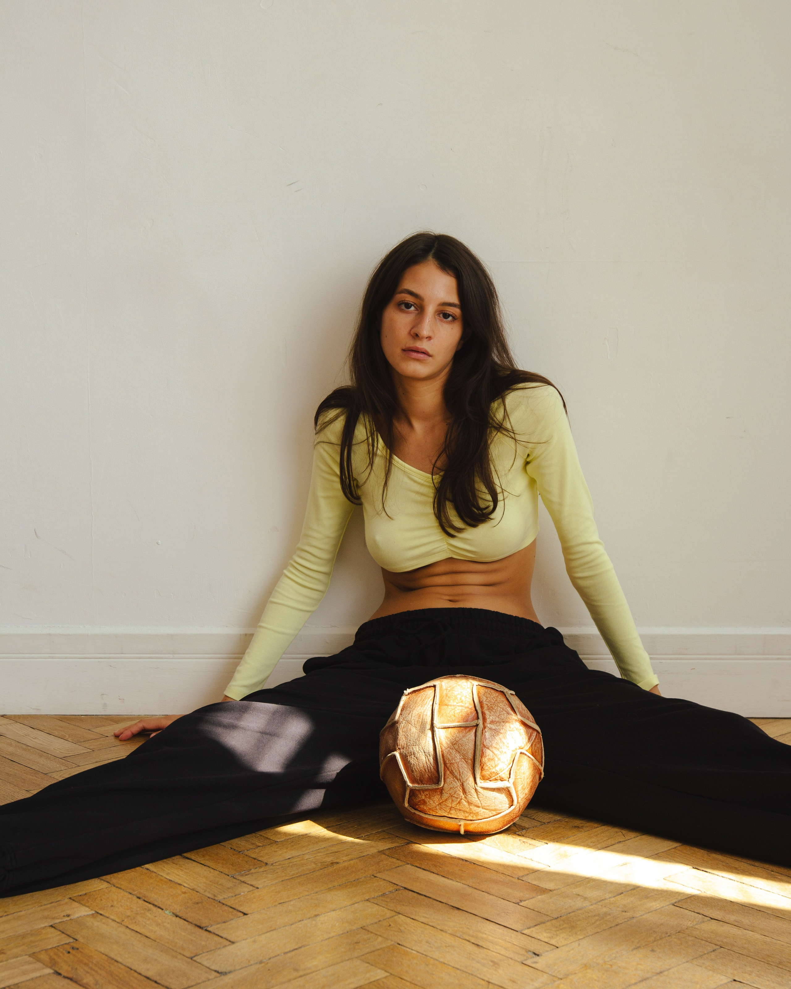 Стилизованные модельные тесты в Москве. Кизя Мисриева — фотограф: плёнка, цифра. Москва и не только