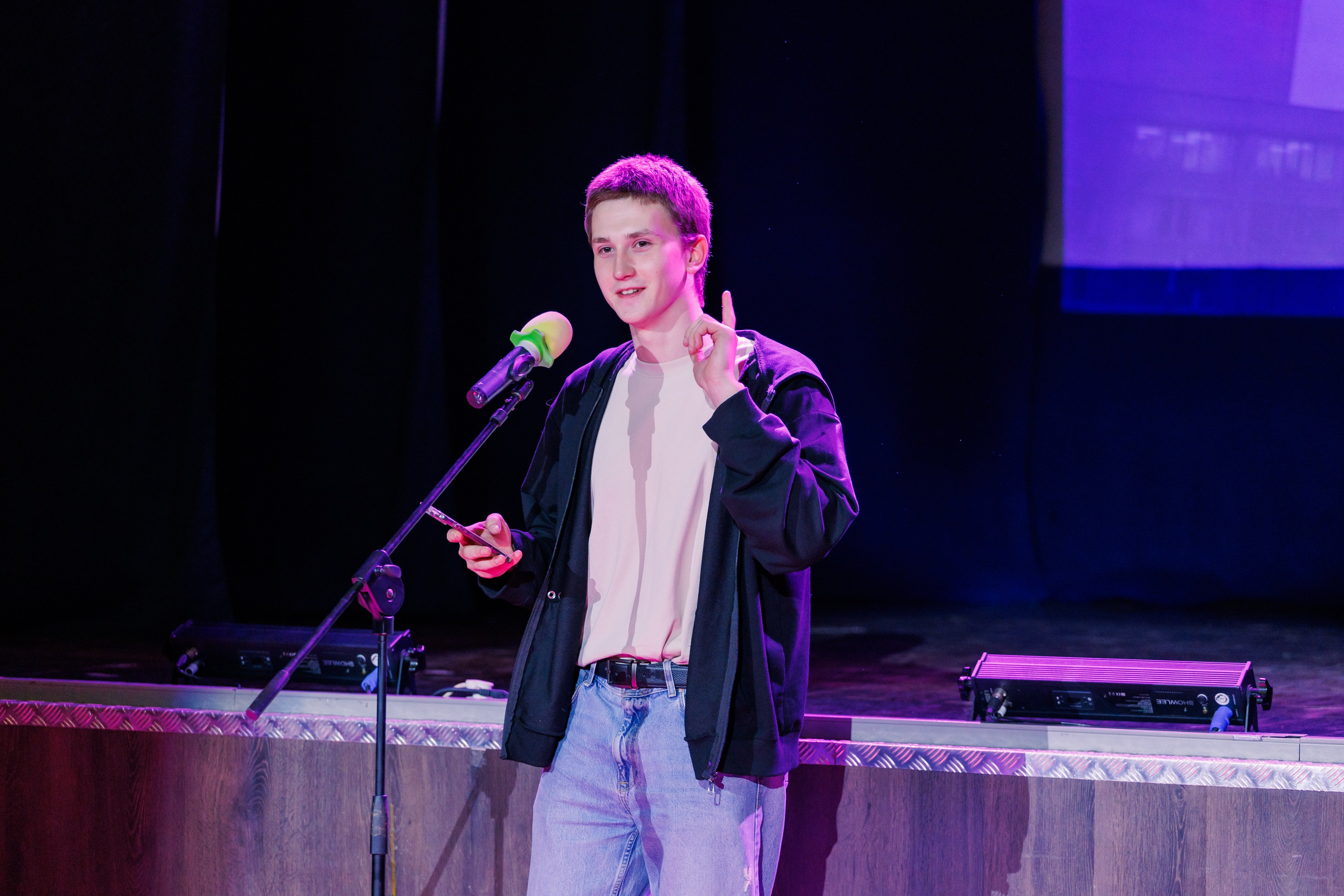 Поэтический вечер МАИ 2025. Фотограф в Москве Дмитрий Емельянов