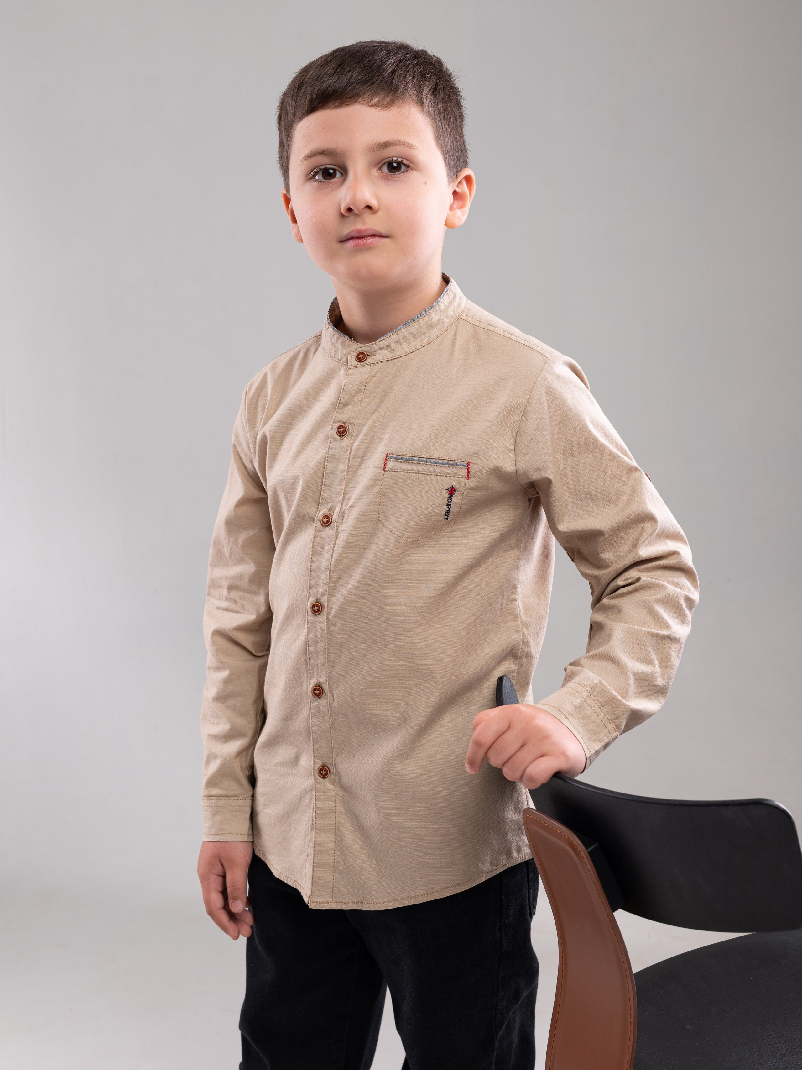 Рубашки на мальчиков. Предметный фотограф, фото для маркетплейсов Пятигорск, КМВ
