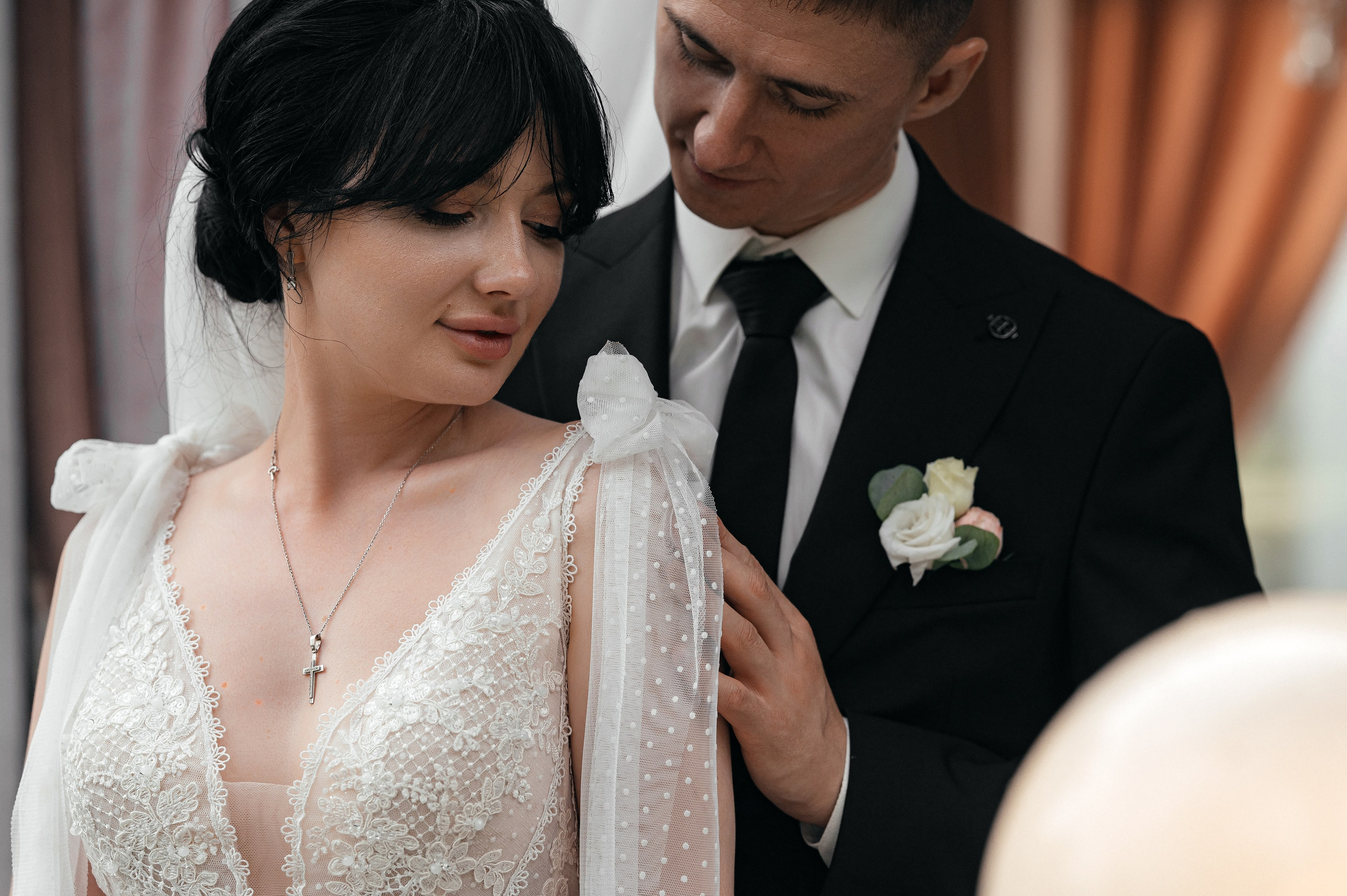 Свадьба с венчанием в Щелково. Прогулка в Гребнево, ресторан Кинза, отель Премиум. Свадебный и семейный фотограф Виктория Носачёва. Щелково, Москва и МО