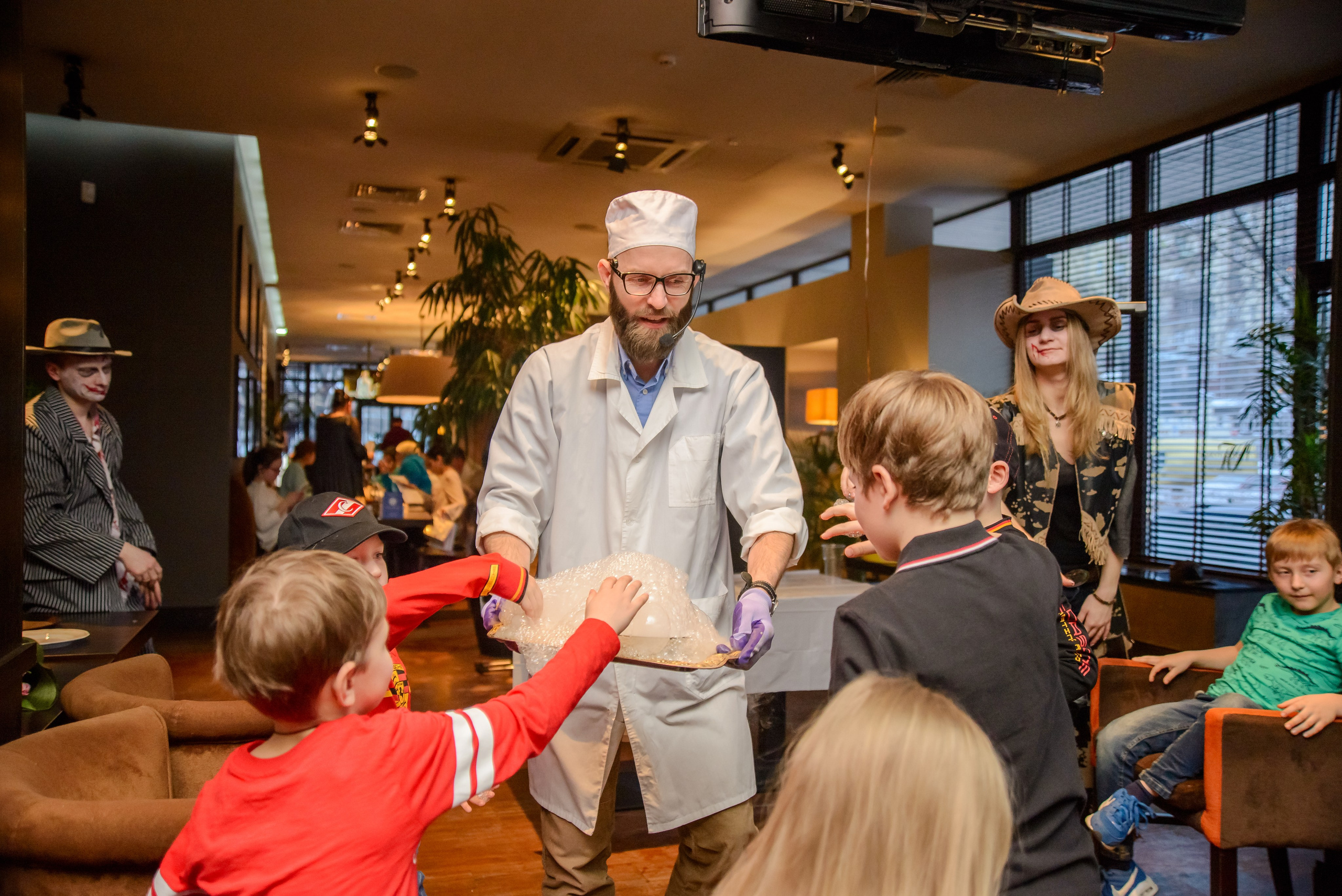 Детский день рождения в ресторане