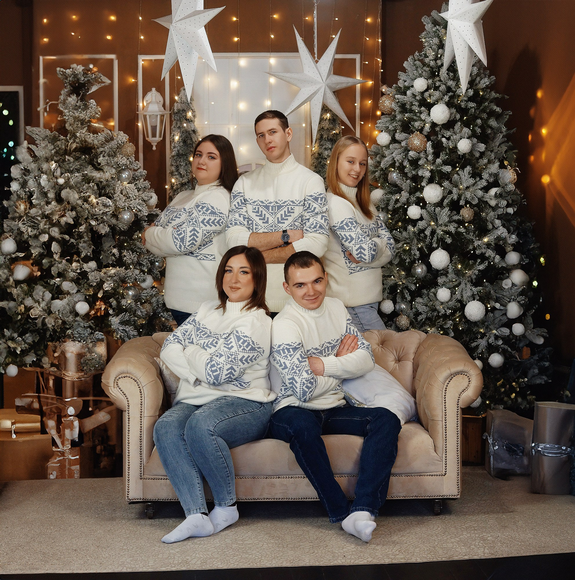 Семейная съёмка в студии. Семейный фотограф г. Новокузнецк Юлия Машникова