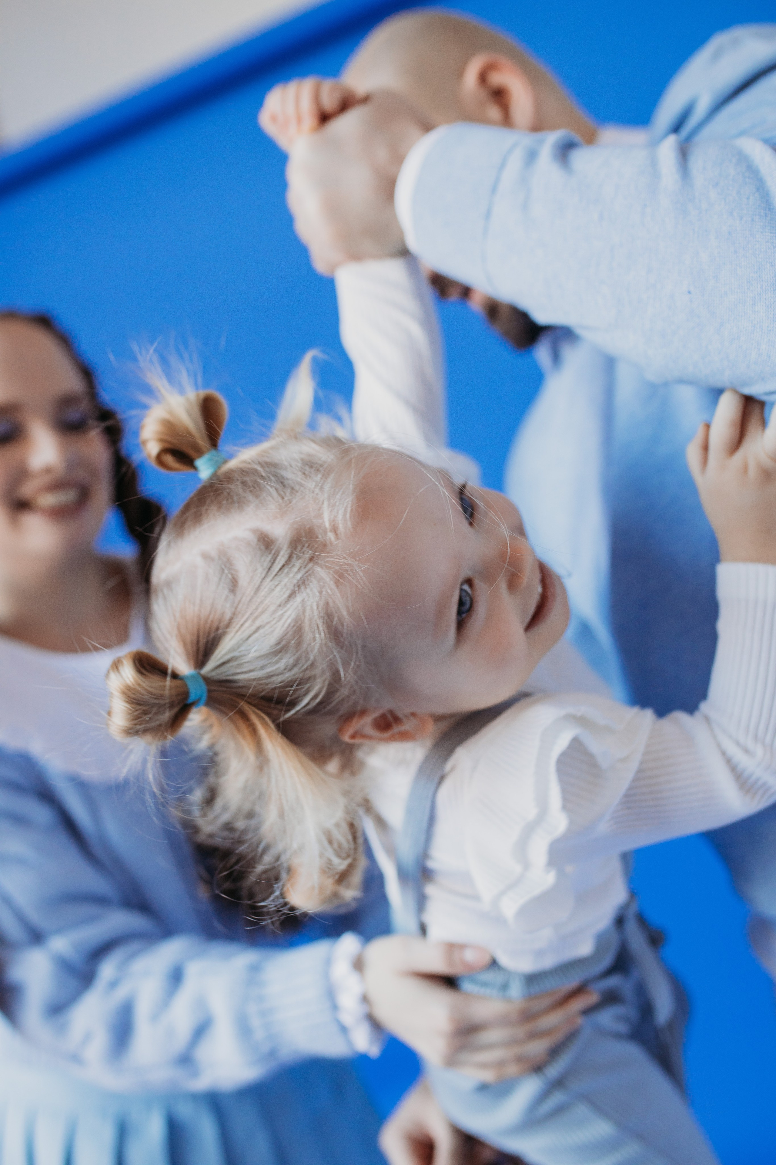 Семейная съемка в студии. Семейный и детский фотограф в Санкт-Петербурге Авдошова Надежда
