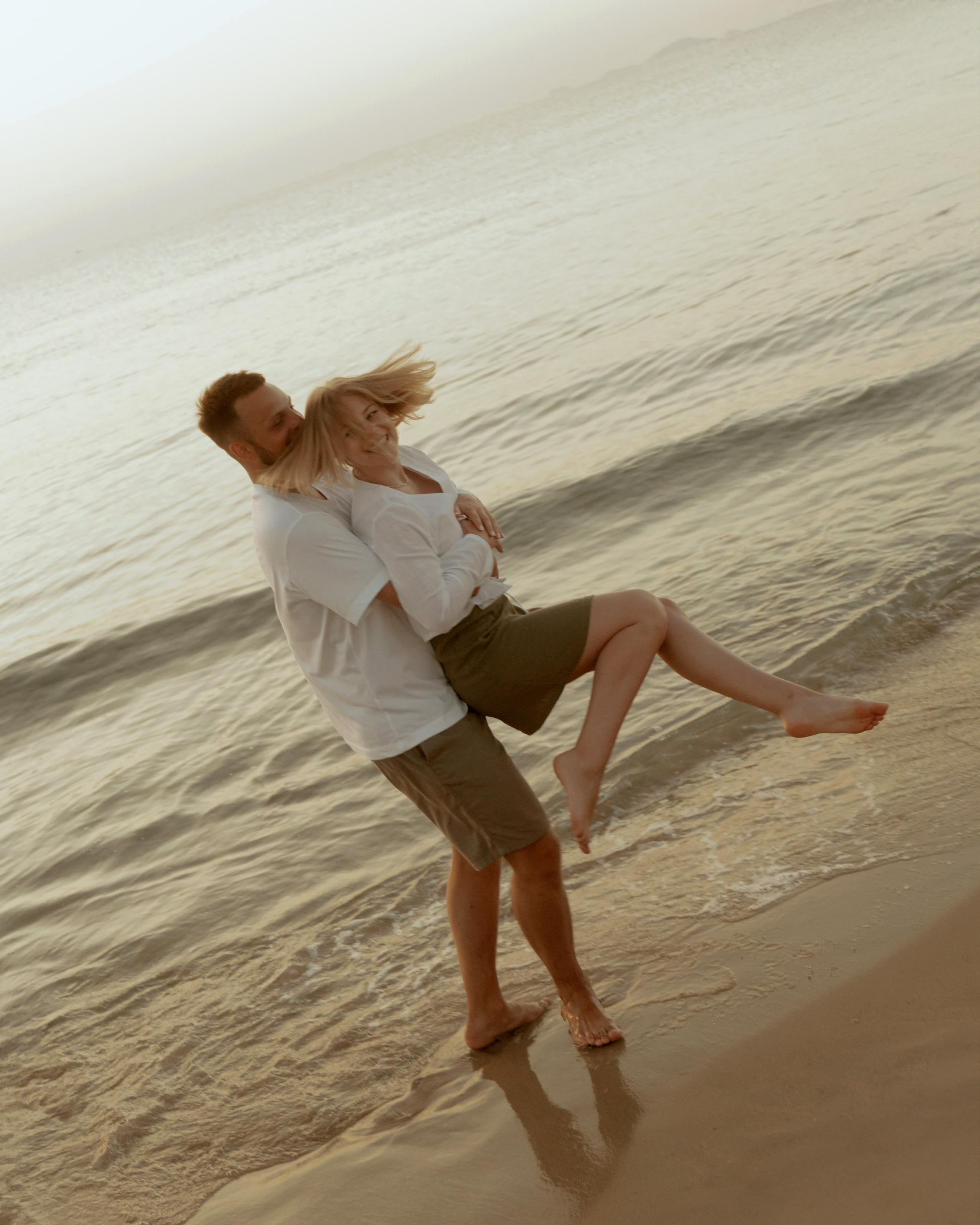 Liza & Alex. Travel & Life style Photographer