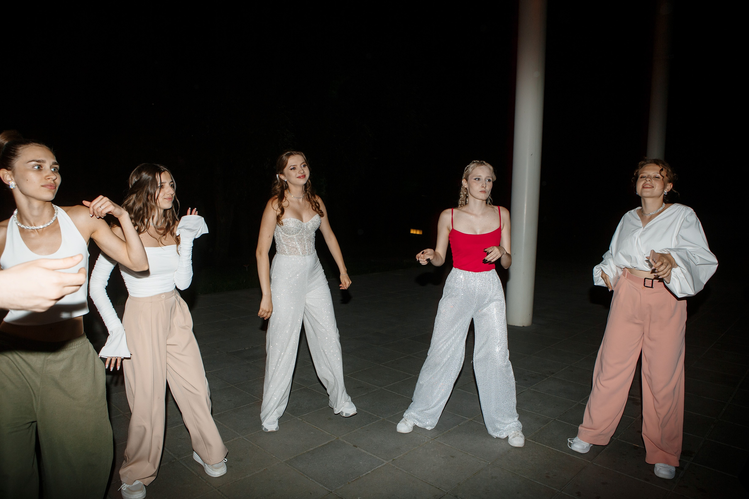 Выпускной Гимназия 12 2024 OpenHouse. Свадебный и портретный Фотограф в Липецке Дмитрий Котюков