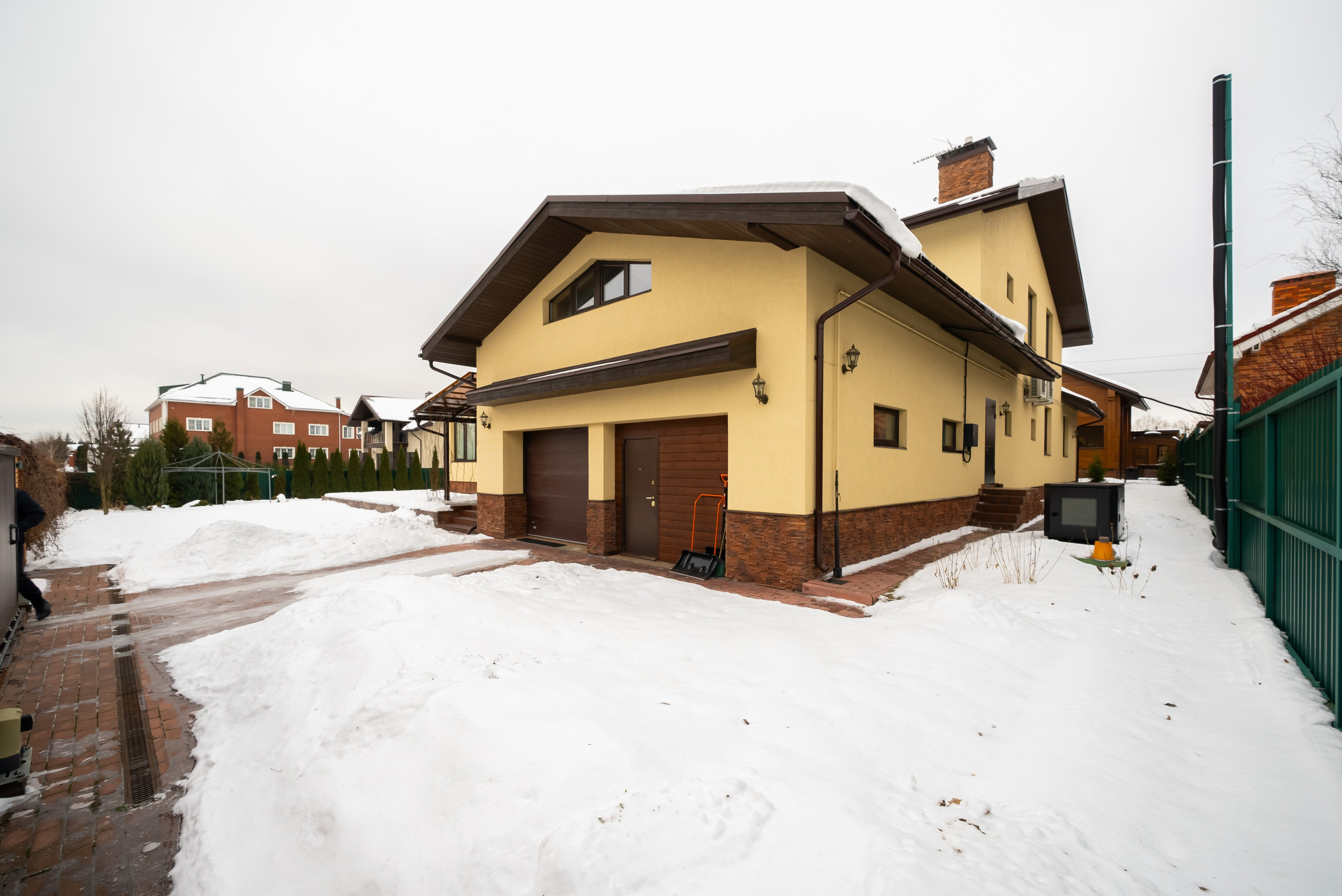 ДОМ п. АДМИРАЛ. Фото и видео-съемка Андраник Хачатурян