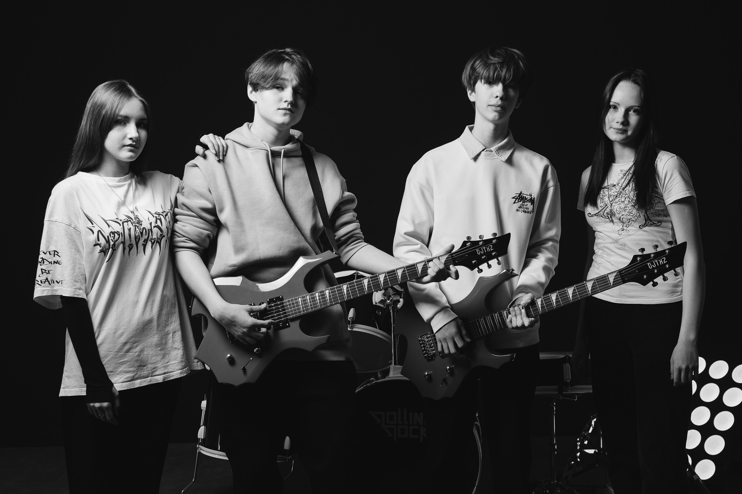 Выпускная фотосессия в фотостудии. Выпускные альбомы Нижнекамск Набережные Челны Фотостудия Небо