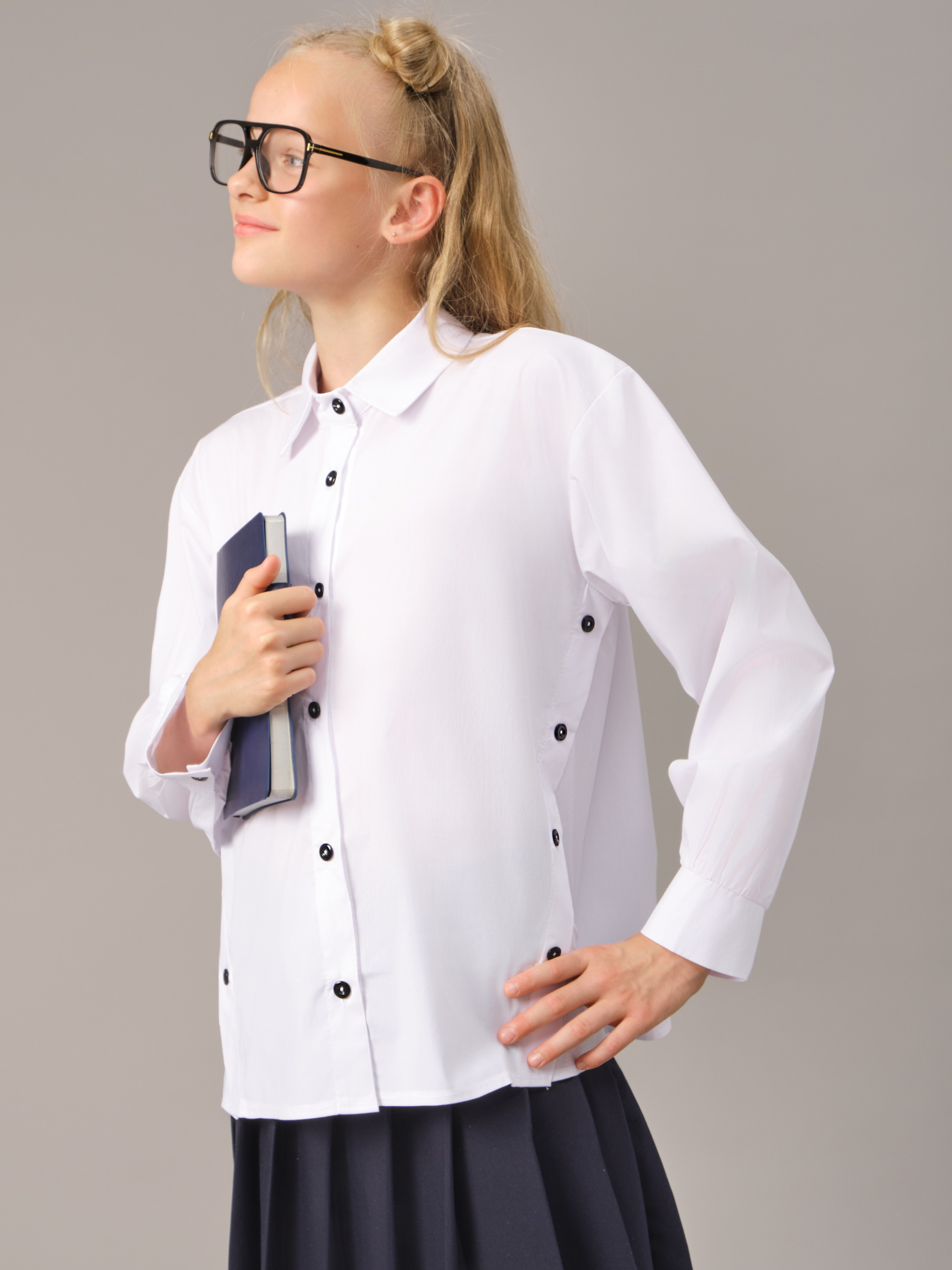 Школьная форма. Фотостудия для Wildberries Ozon