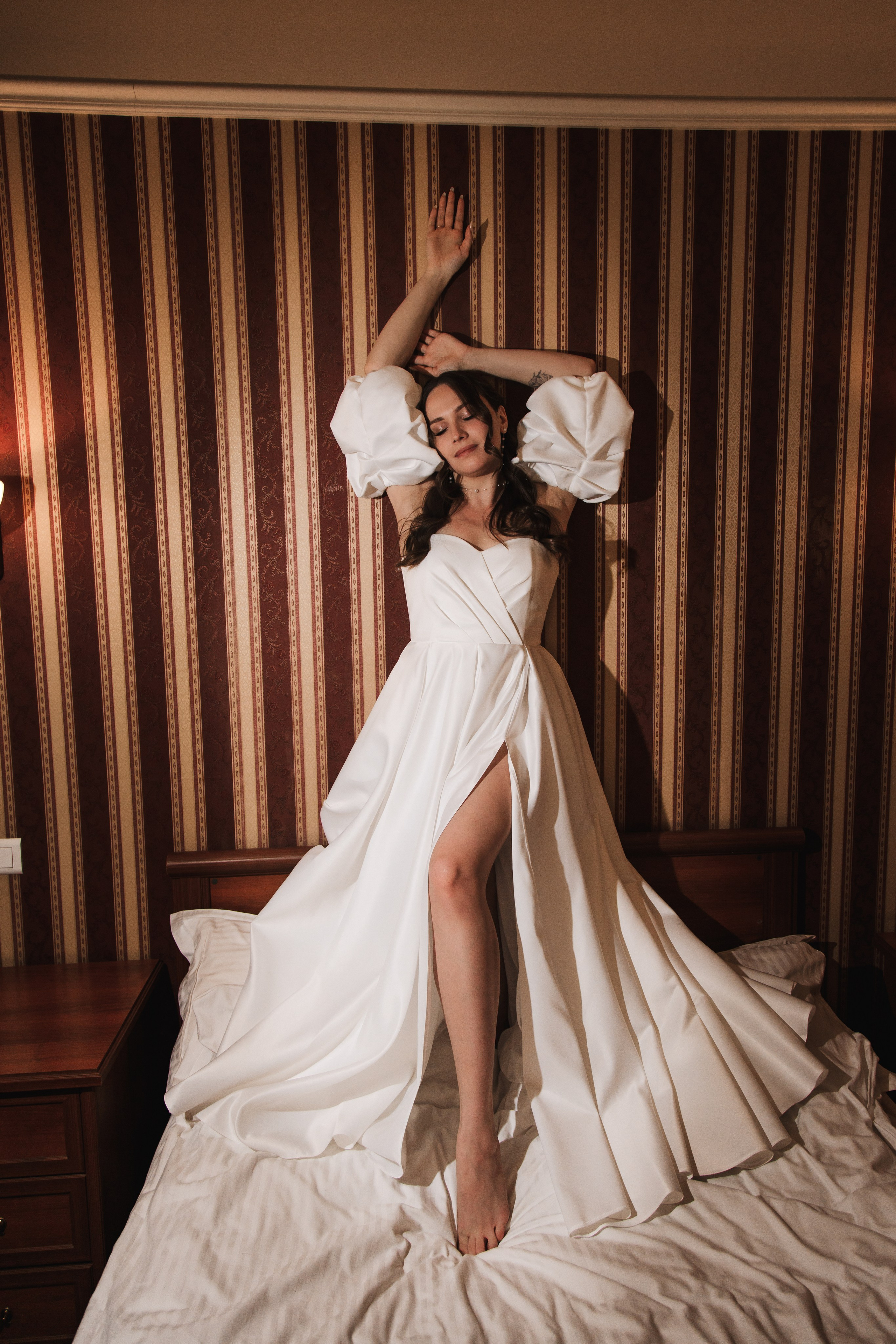 Центральная гостиница. Свадебный и семейный фотограф Екатеринбург Настя Саедгалина