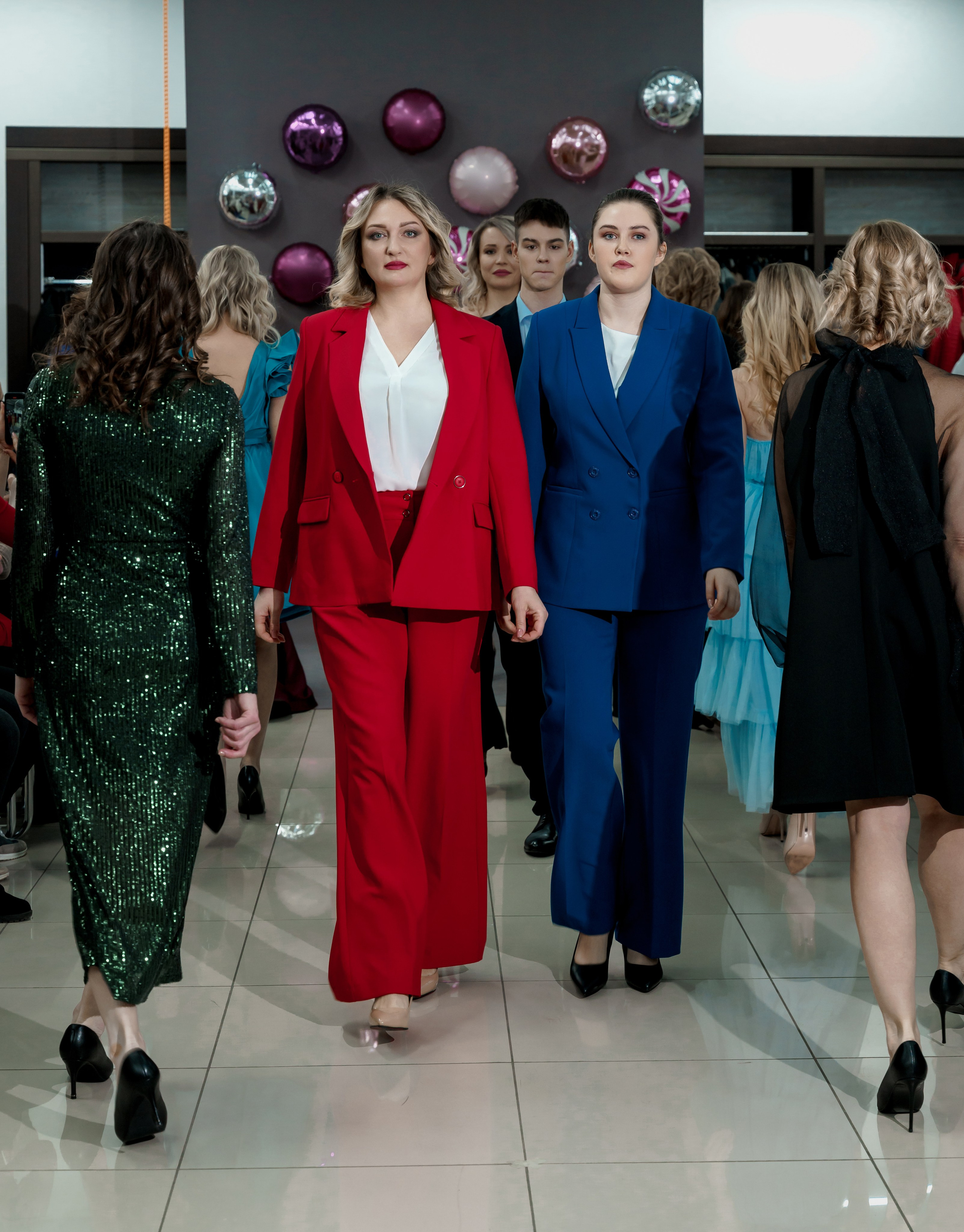 Фотосъемка показа мод для бренда. Фотограф Ким Наталья в Красноярске