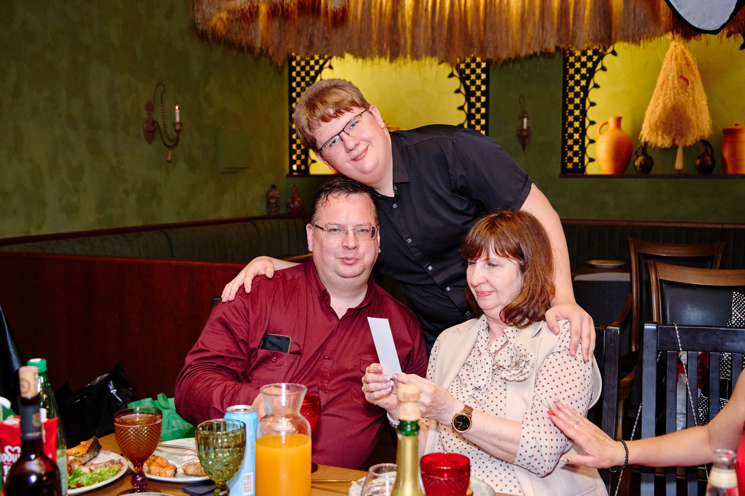 Выпускной 35 Сош. Фотограф Выпускные альбомы Таганрог Сергей Коробченко