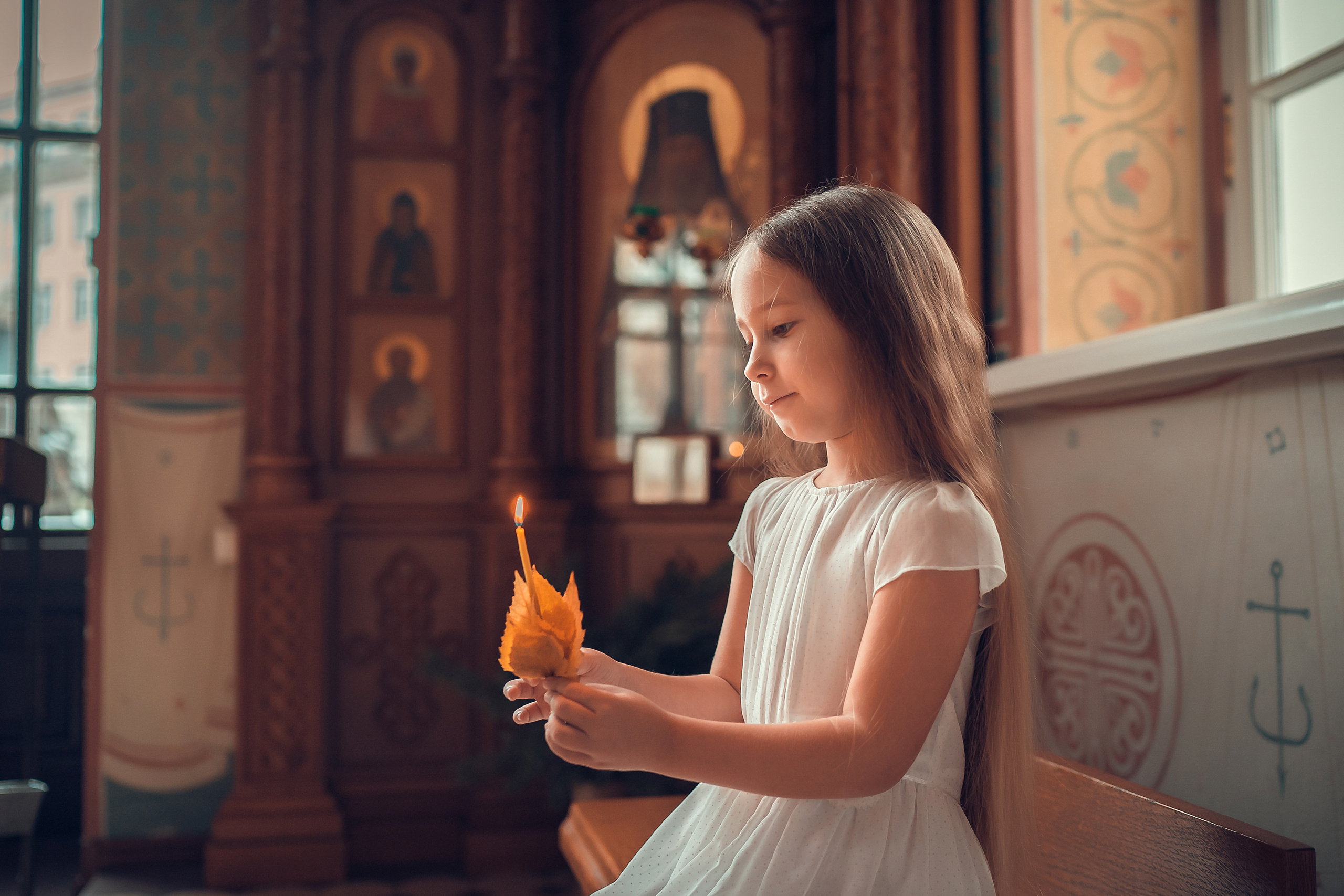 ТАИНСТВО КРЕЩЕНИЯ КАРИНЫ ХРАМ ИОАННА ПРЕДТЕЧИ. Фотограф на Крещение и Венчание в Красноярске Рамазанова Юлия