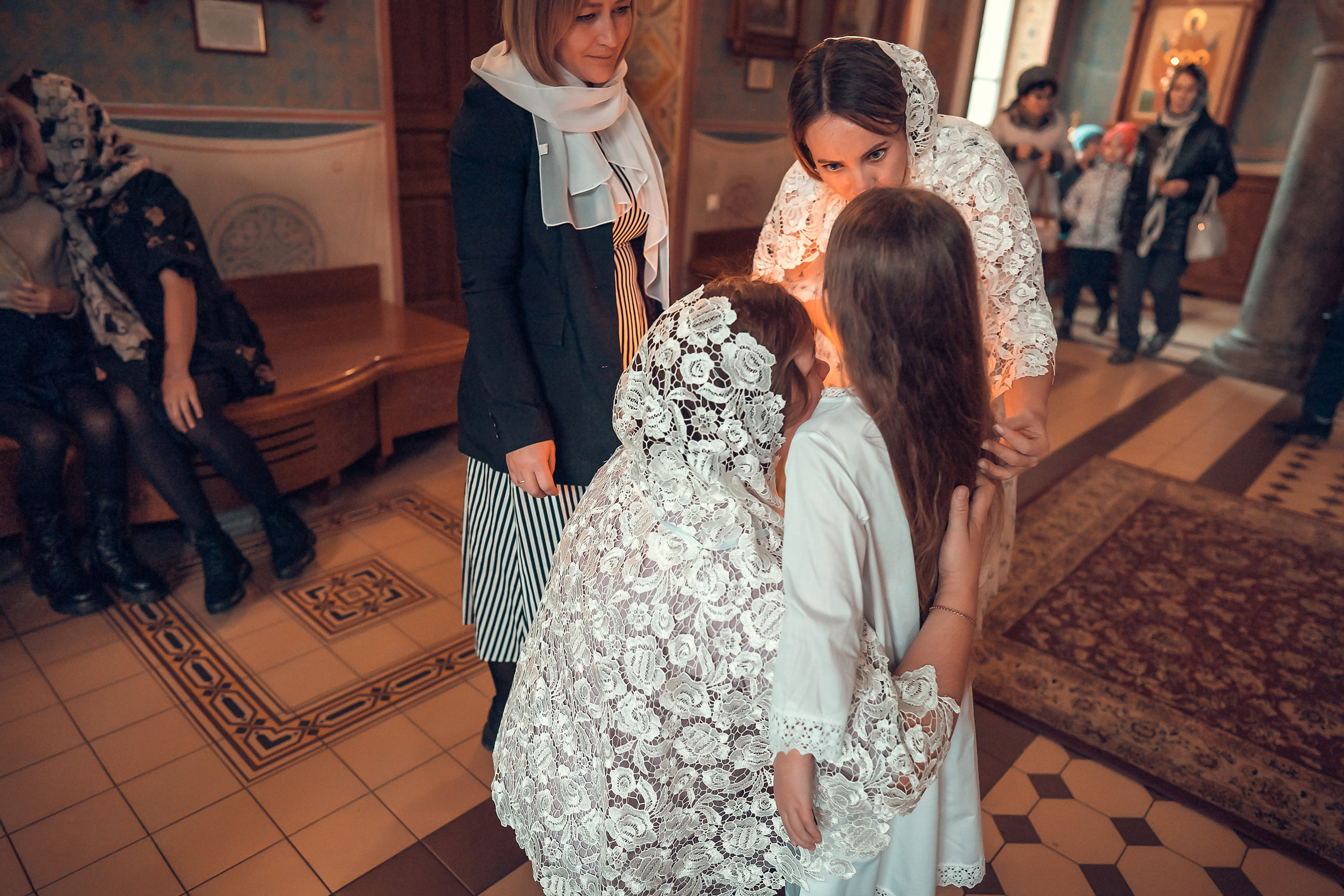 ТАИНСТВО КРЕЩЕНИЯ КАРИНЫ ХРАМ ИОАННА ПРЕДТЕЧИ. Фотограф на Крещение и Венчание в Красноярске Рамазанова Юлия