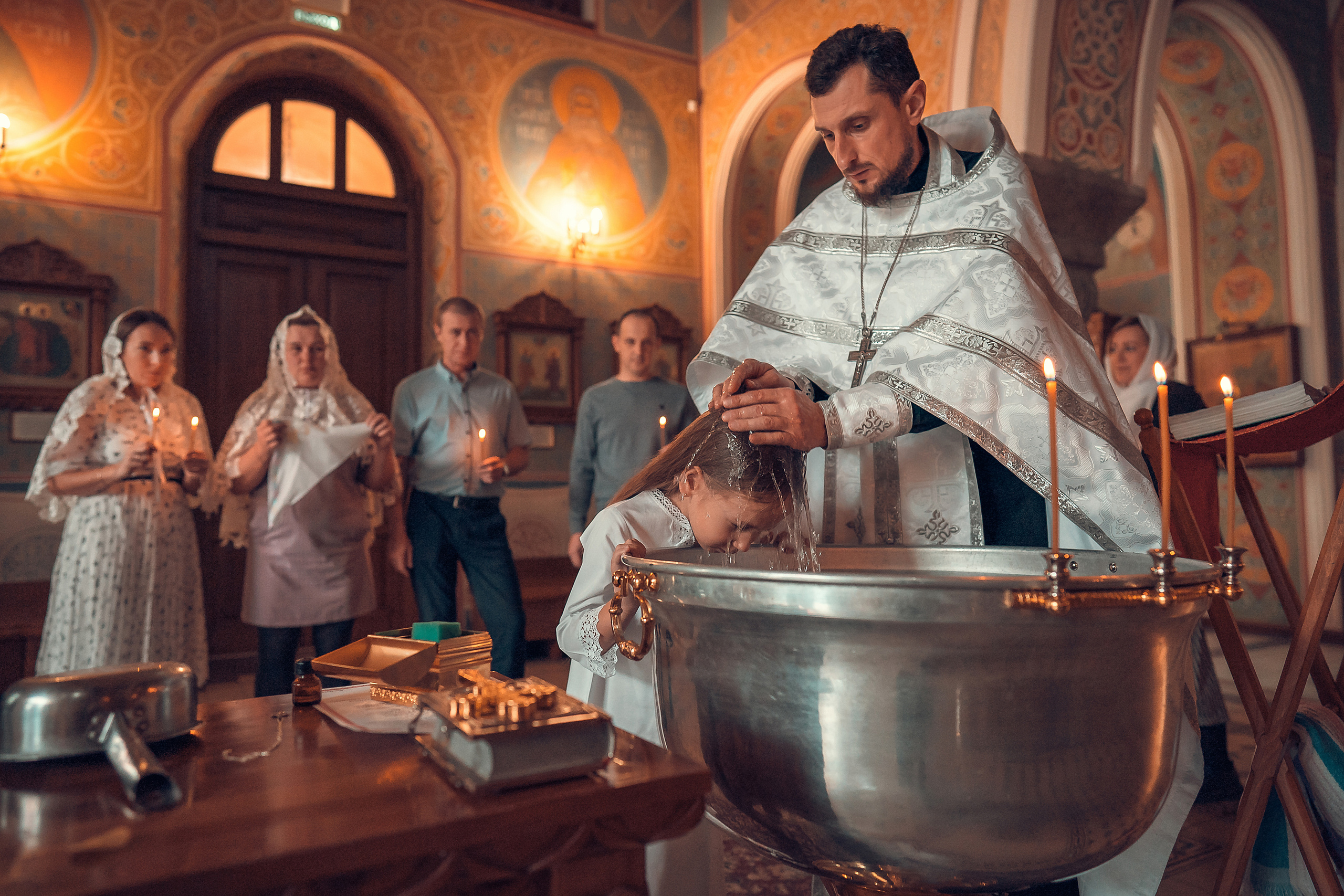 ТАИНСТВО КРЕЩЕНИЯ КАРИНЫ ХРАМ ИОАННА ПРЕДТЕЧИ. Фотограф на Крещение и Венчание в Красноярске Рамазанова Юлия