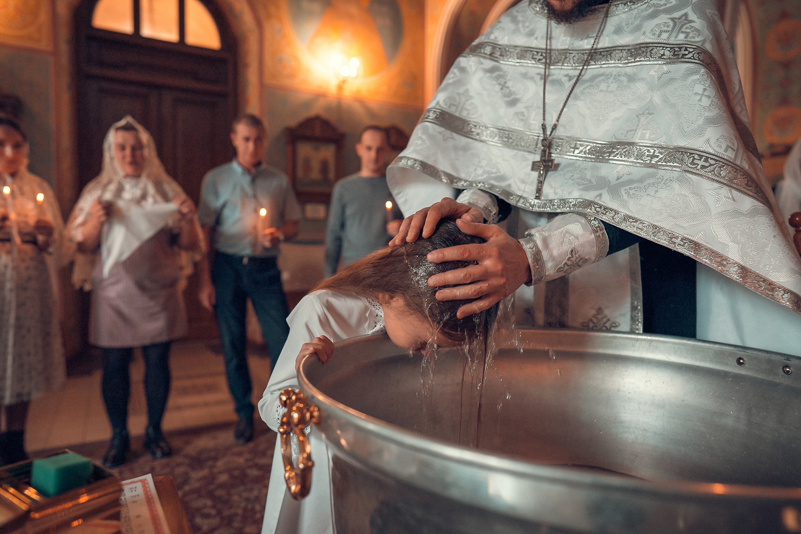 ТАИНСТВО КРЕЩЕНИЯ КАРИНЫ ХРАМ ИОАННА ПРЕДТЕЧИ. Фотограф на Крещение и Венчание в Красноярске Рамазанова Юлия