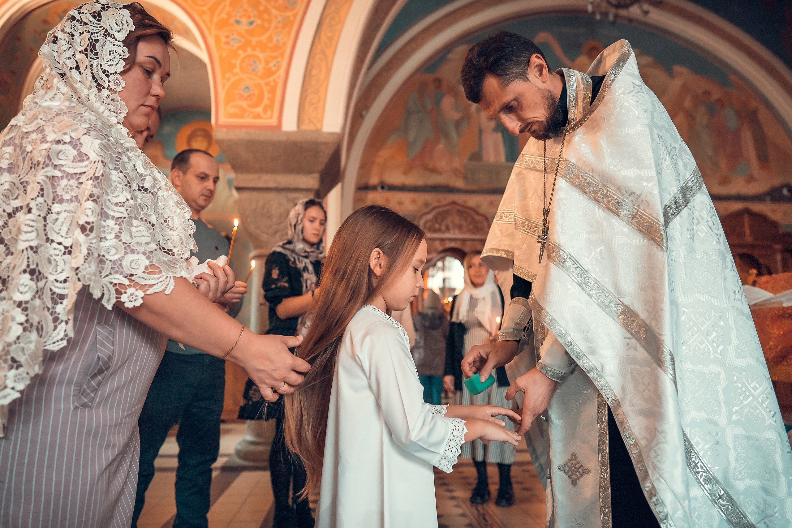 ТАИНСТВО КРЕЩЕНИЯ КАРИНЫ ХРАМ ИОАННА ПРЕДТЕЧИ. Фотограф на Крещение и Венчание в Красноярске Рамазанова Юлия