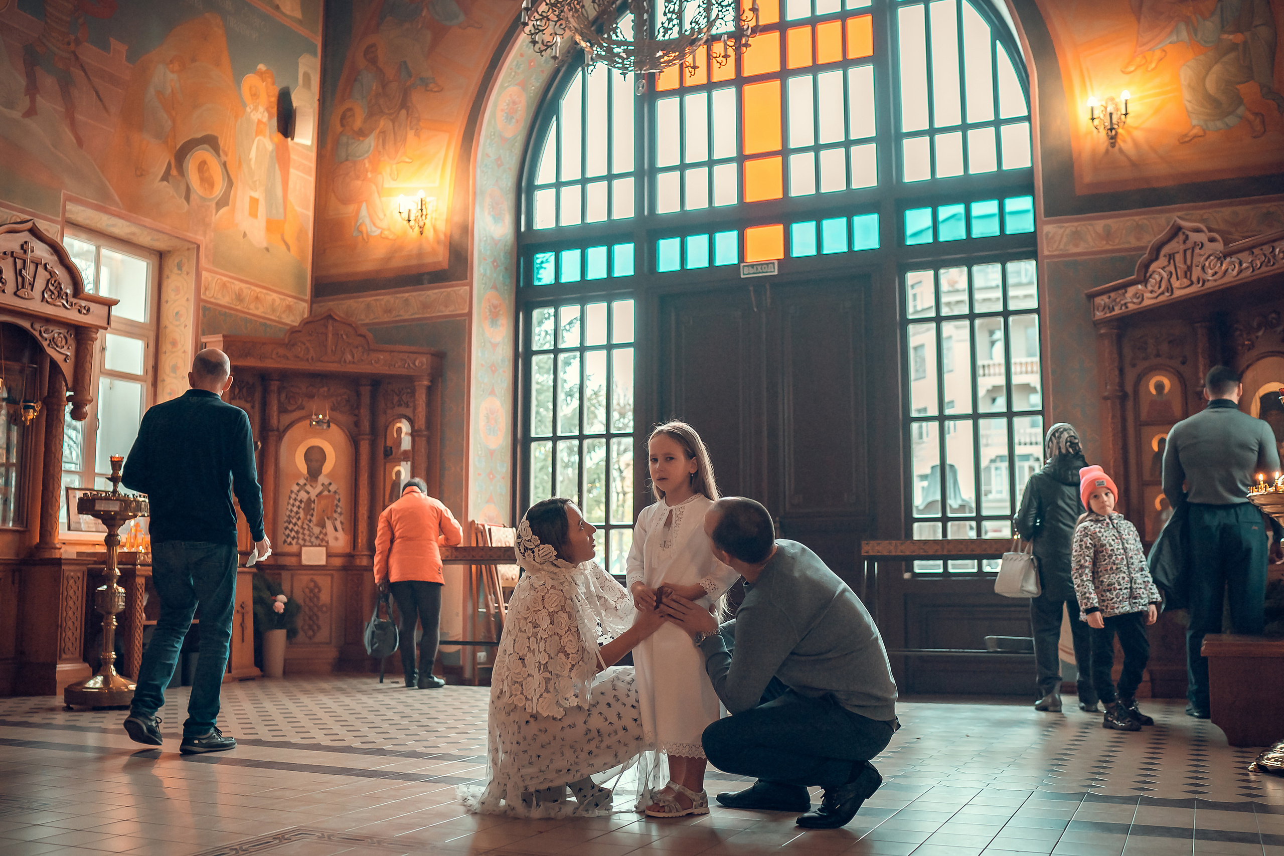 ТАИНСТВО КРЕЩЕНИЯ КАРИНЫ ХРАМ ИОАННА ПРЕДТЕЧИ. Фотограф на Крещение и Венчание в Красноярске Рамазанова Юлия
