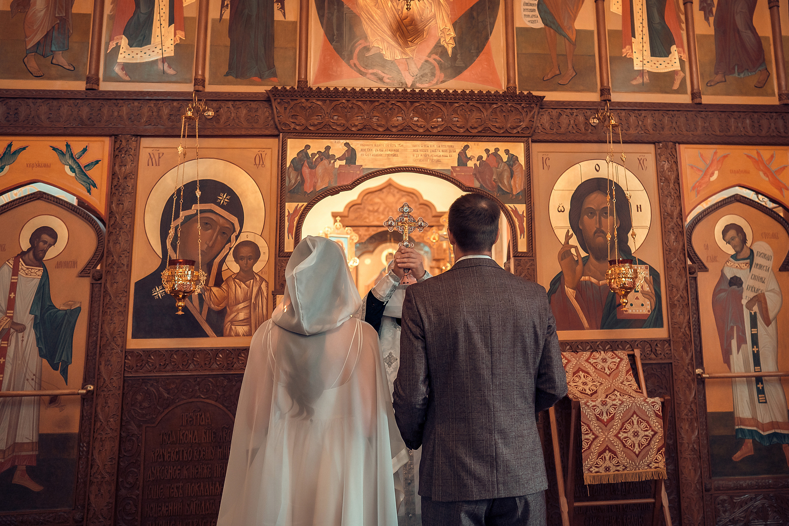 Венчание Дениса и Кристины. Фотограф на Крещение и Венчание в Красноярске Рамазанова Юлия