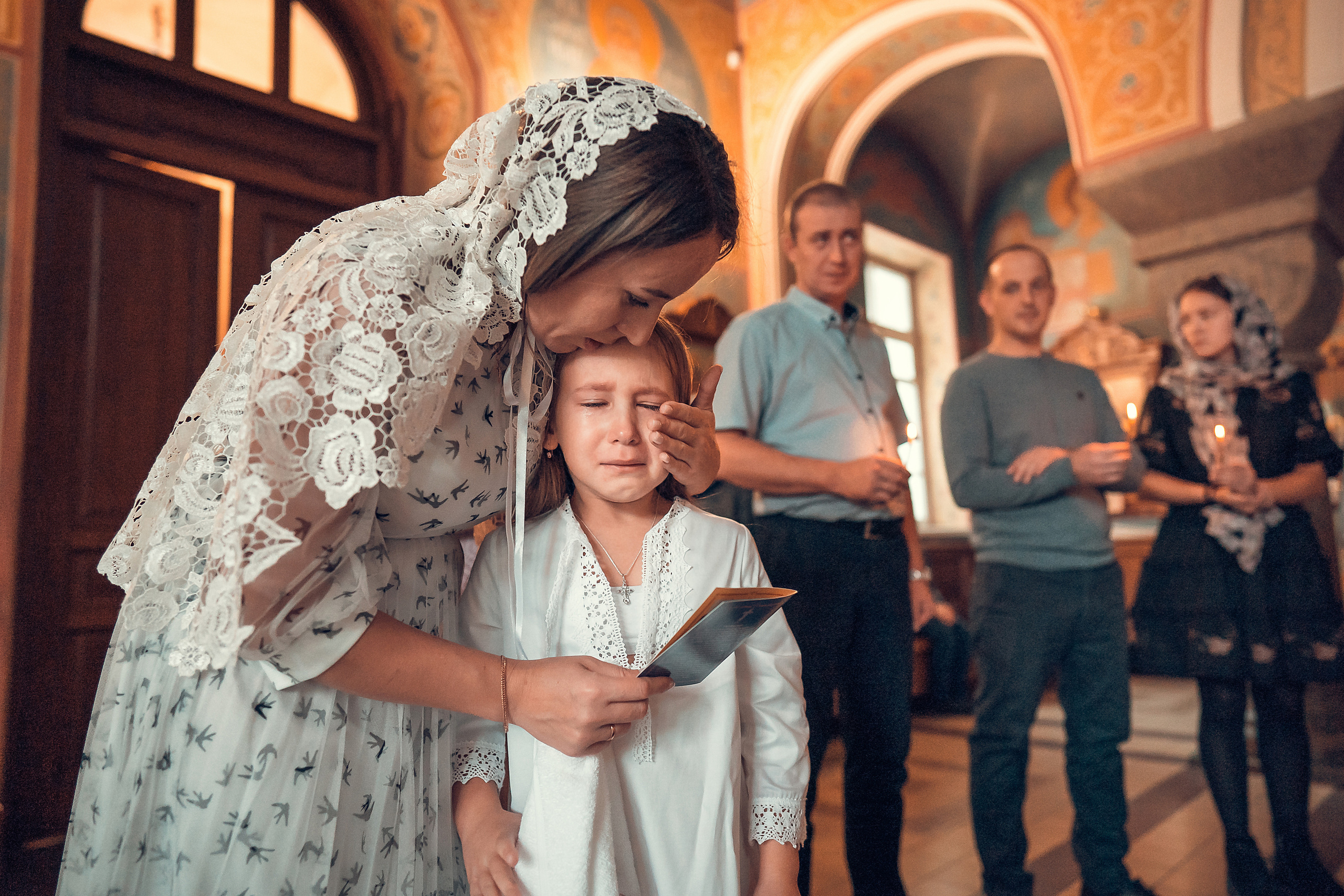 ТАИНСТВО КРЕЩЕНИЯ КАРИНЫ ХРАМ ИОАННА ПРЕДТЕЧИ. Фотограф на Крещение и Венчание в Красноярске Рамазанова Юлия