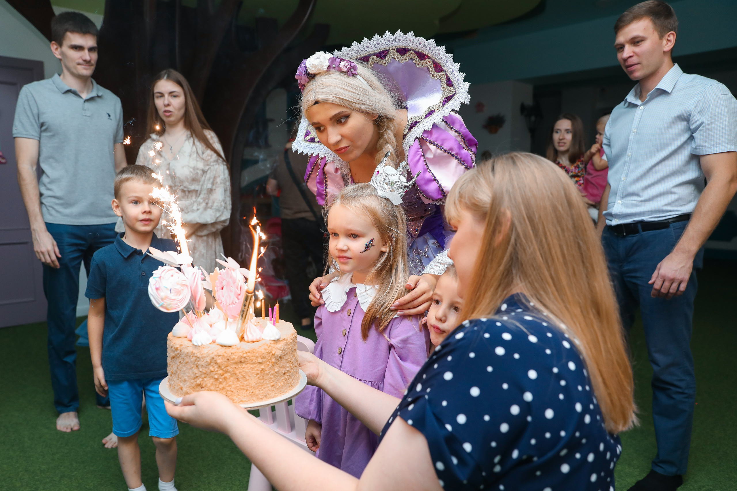 ДЕТСКИЕ МЕРОПРИЯТИЯ. Photographer Viktoriya Markushina «My world throug»