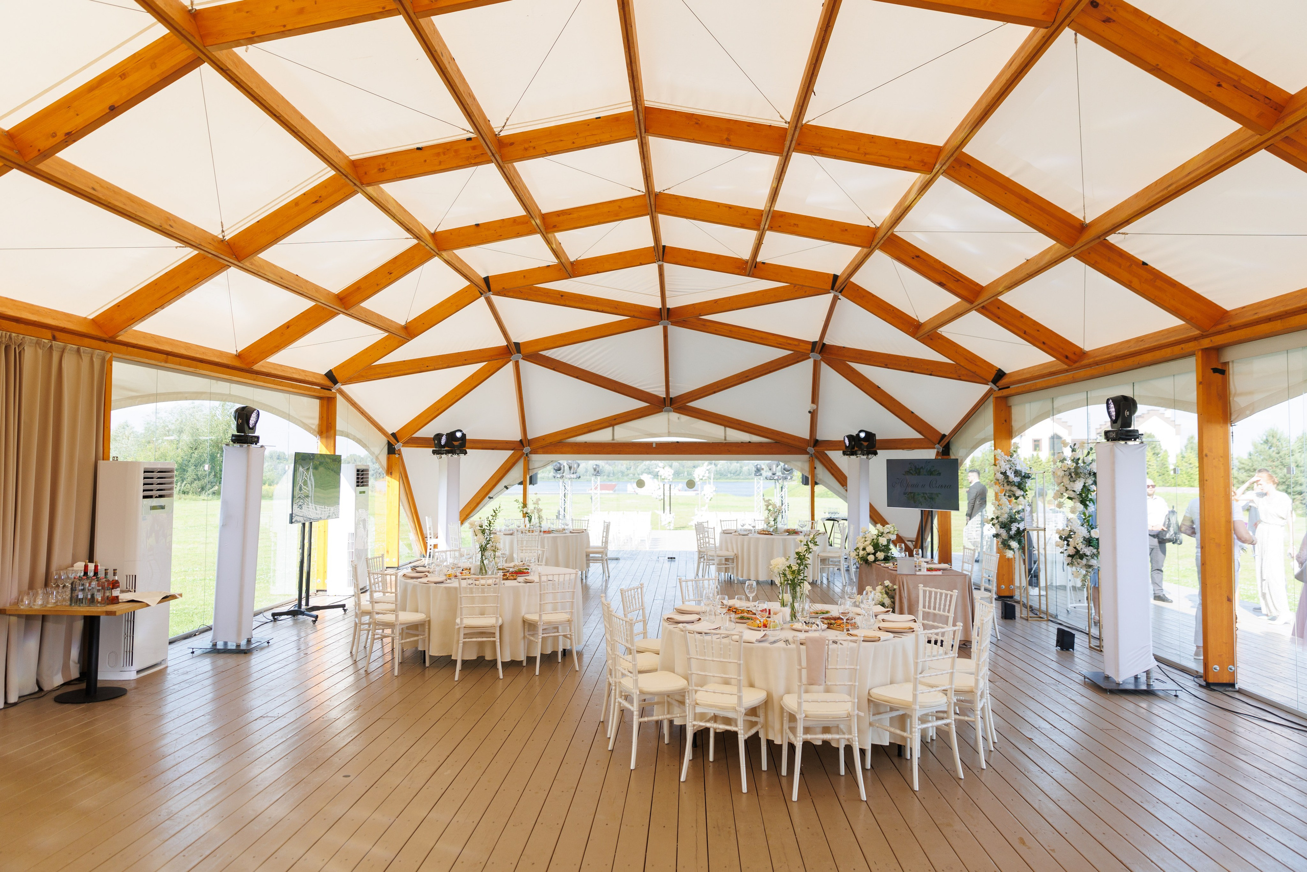 Световое оформление Villa Берег. DDrental прокатная компания Нижний Новгород