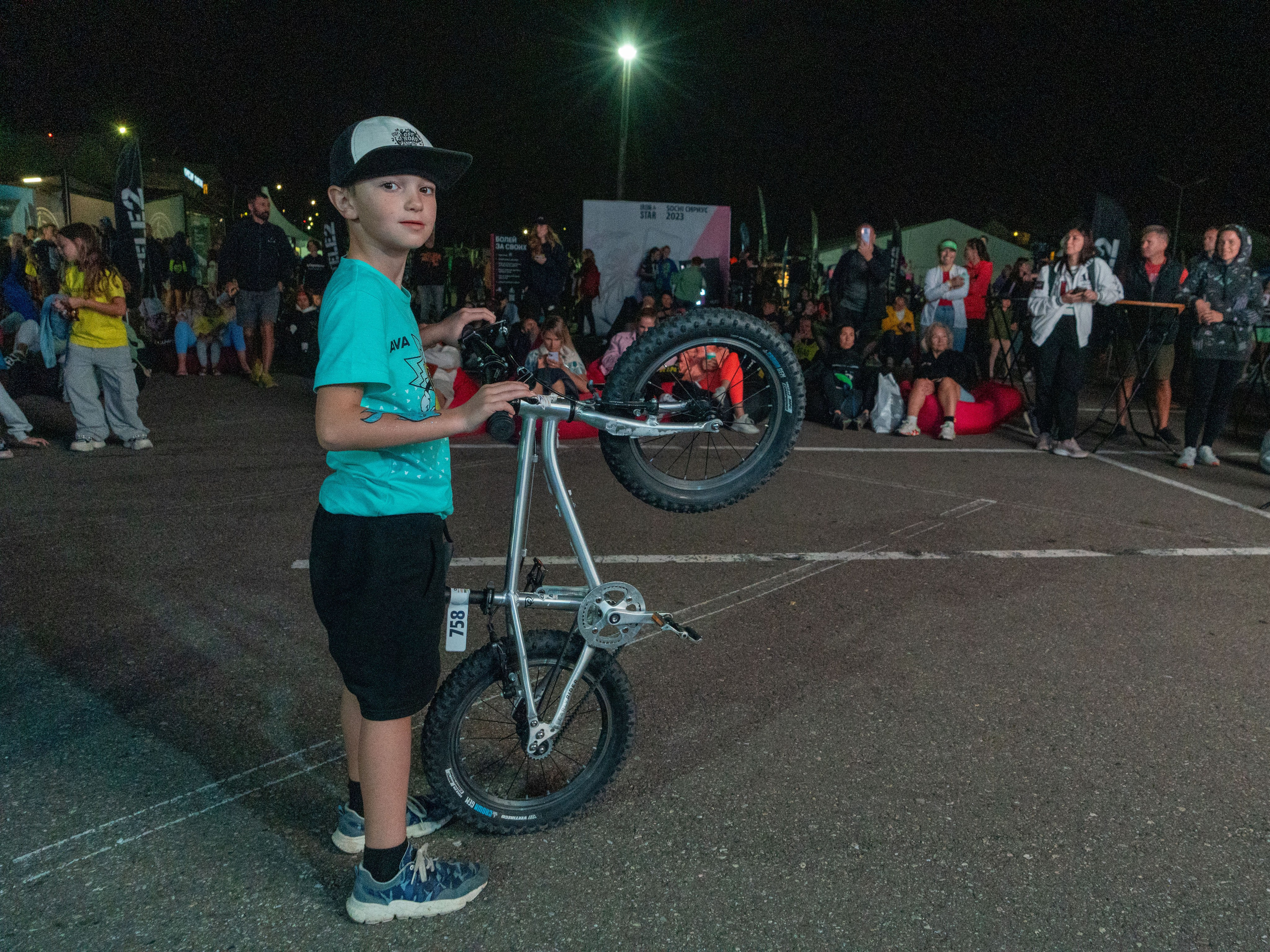 Фотоотчет партнерской интеграции для компании TELE2 на фестивале Ironstar. Репортажный фотограф в Красной Поляне и Сочи Павлюченко Екатерина