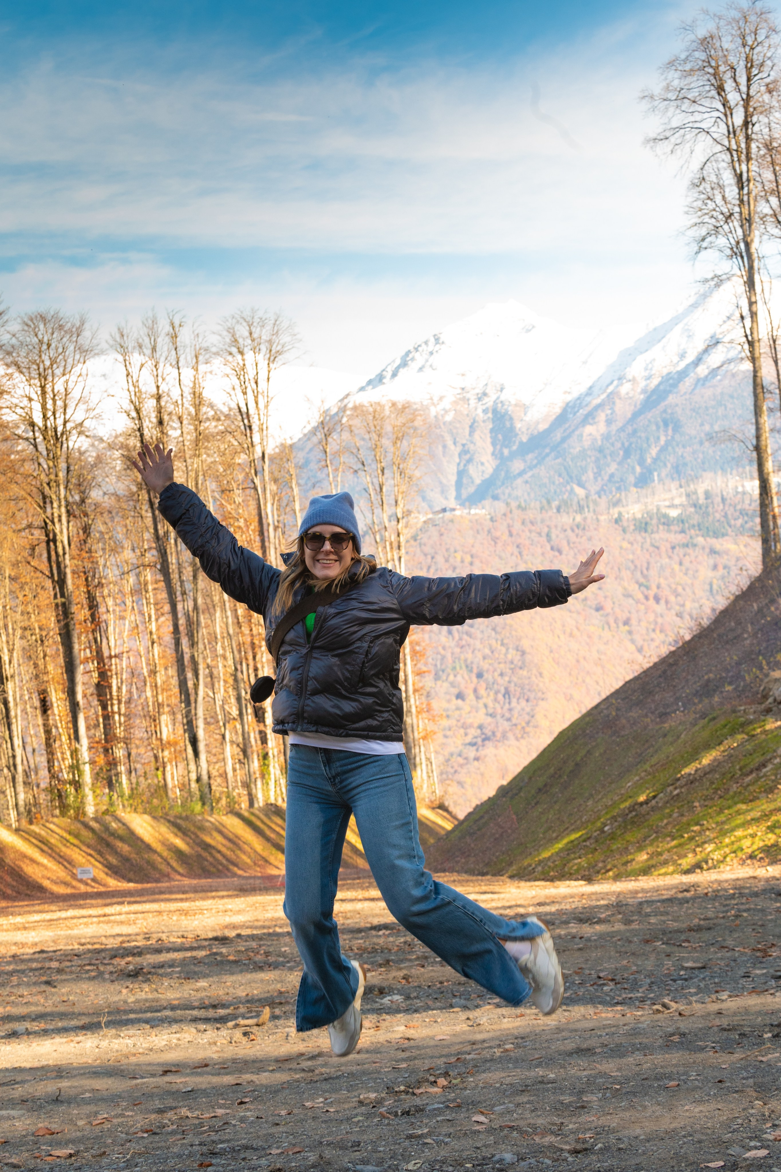 Mice мероприятие — прогулка на водопад Поликаря на курорте Красная Поляна. Репортажный фотограф в Красной Поляне и Сочи Павлюченко Екатерина
