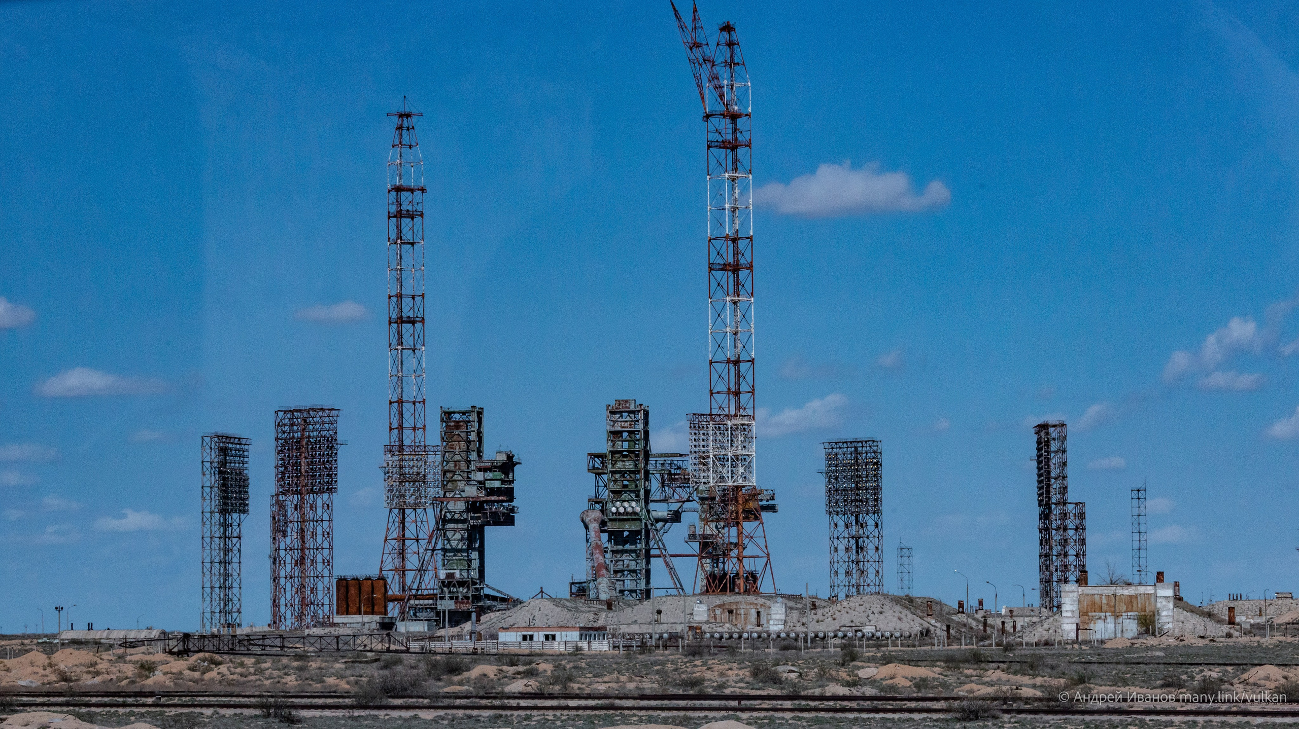 Перелёт на Байконур в 2026 г на самолётах АОН. Фотоальбом показывающий увлекательный мир авиации и мир медведей Андрея Иванова