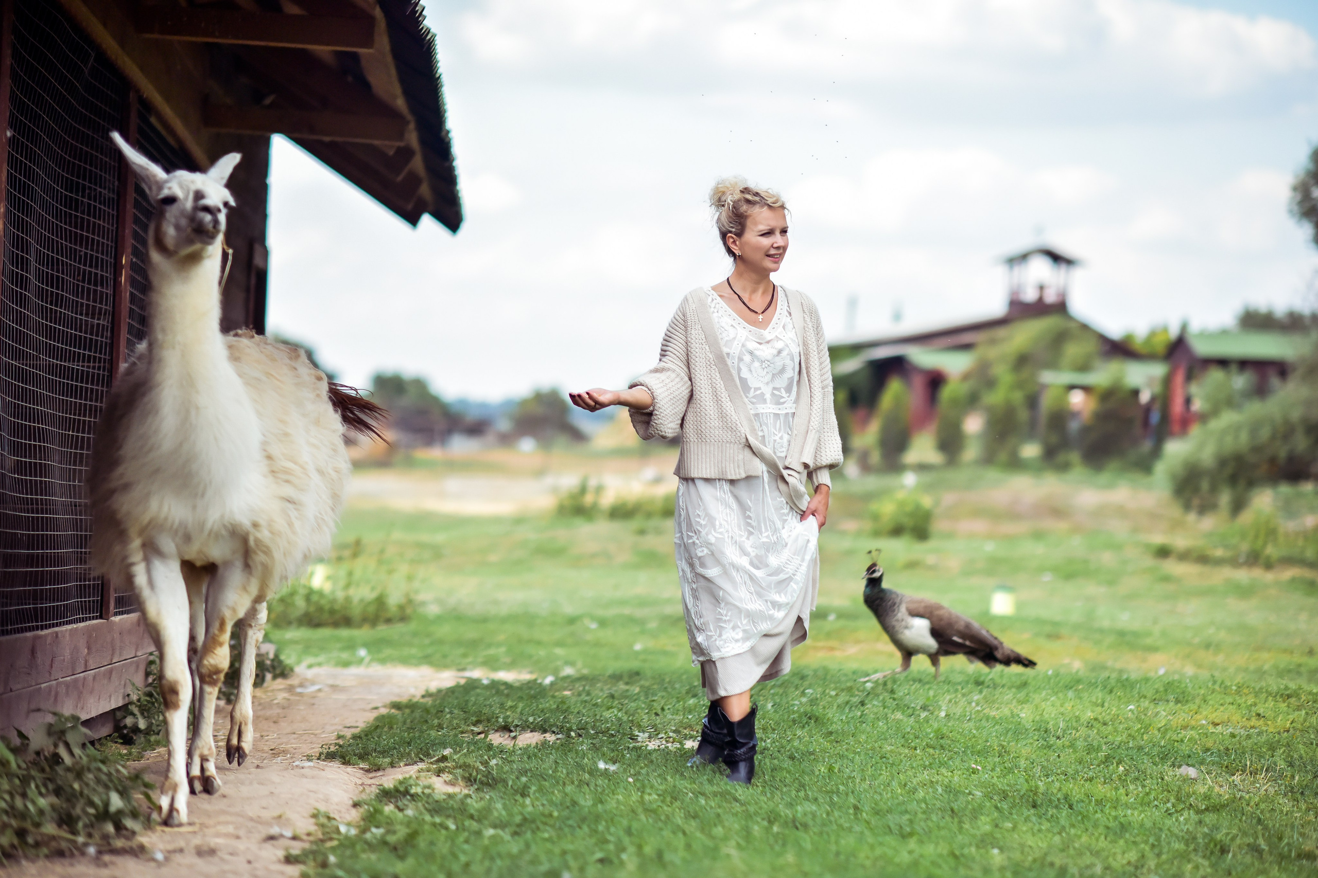 РАНЧО/ АВГУСТ. Фотограф для бизнесконтента, репортажей и семейного альбома в Москве