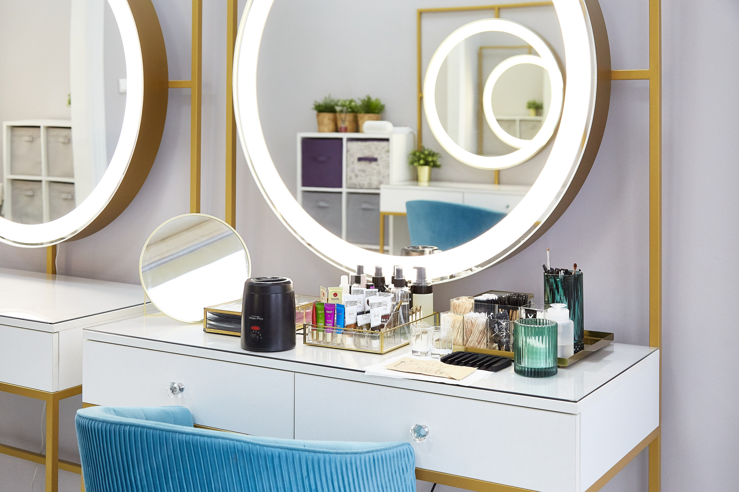 Салон бровей и ресниц Brow. 1703. Фотограф Анастасия Леонтьева Санкт-Петербург