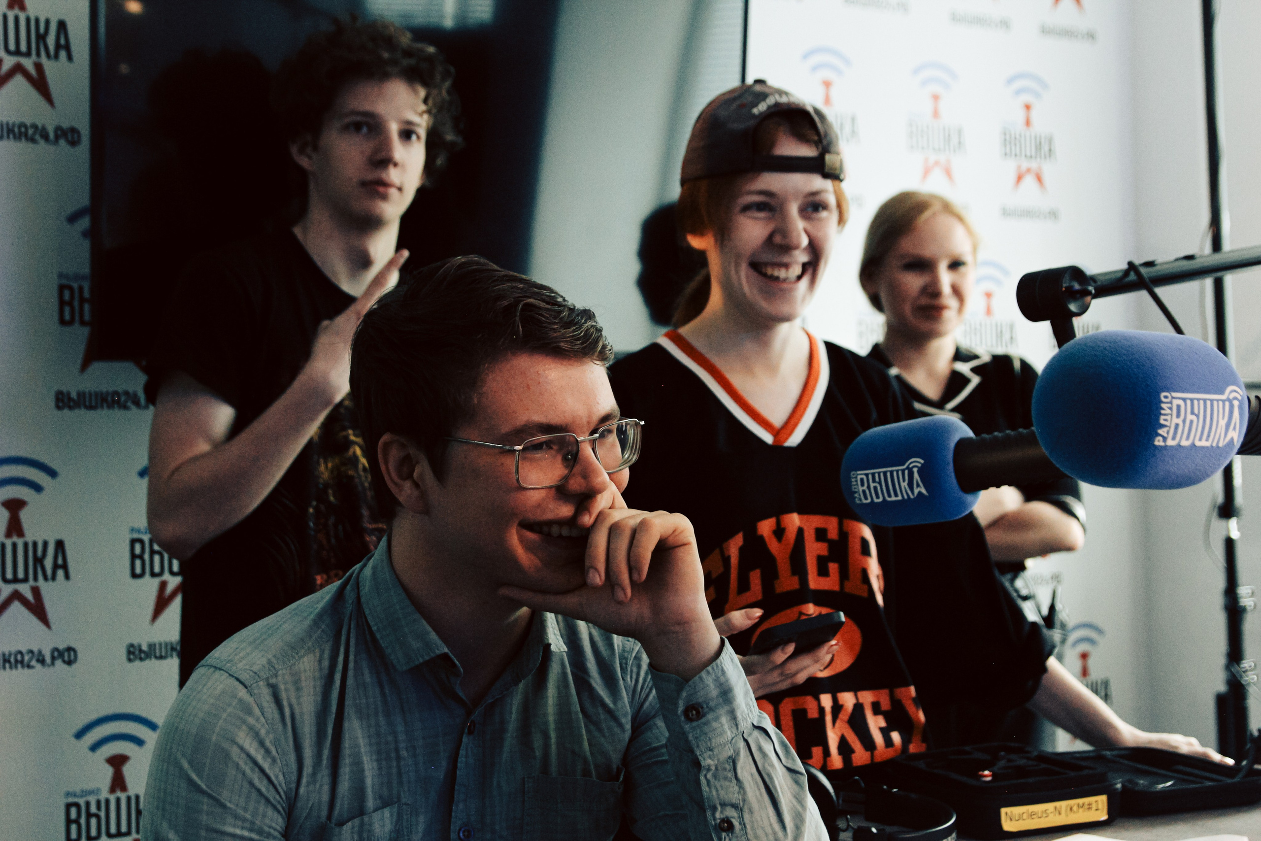 К\ф «Убавьте громкость». Главная